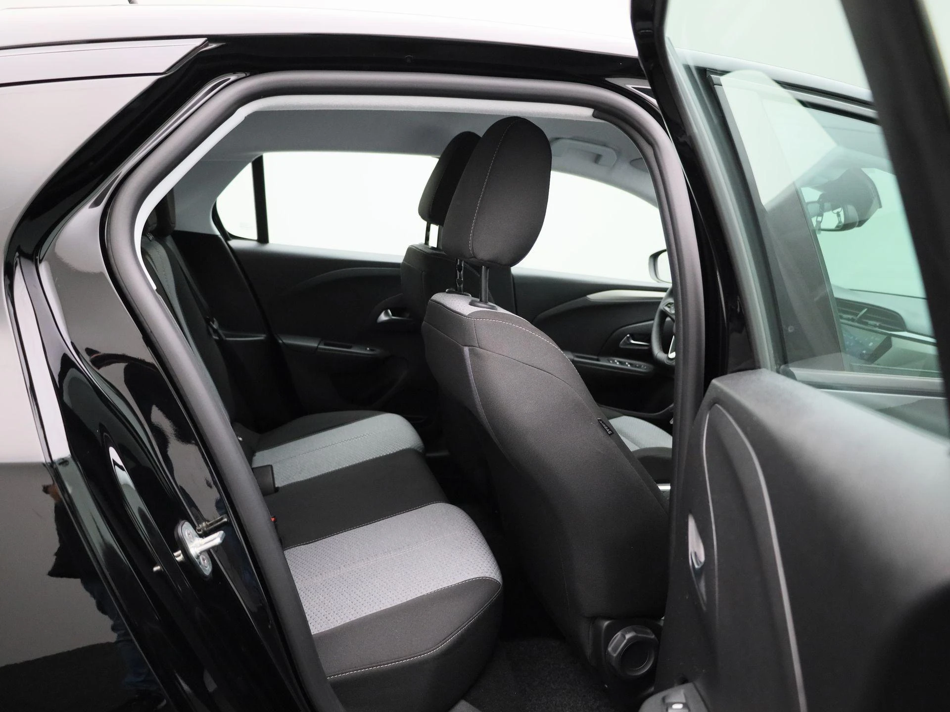 Opel-Corsa-image-32