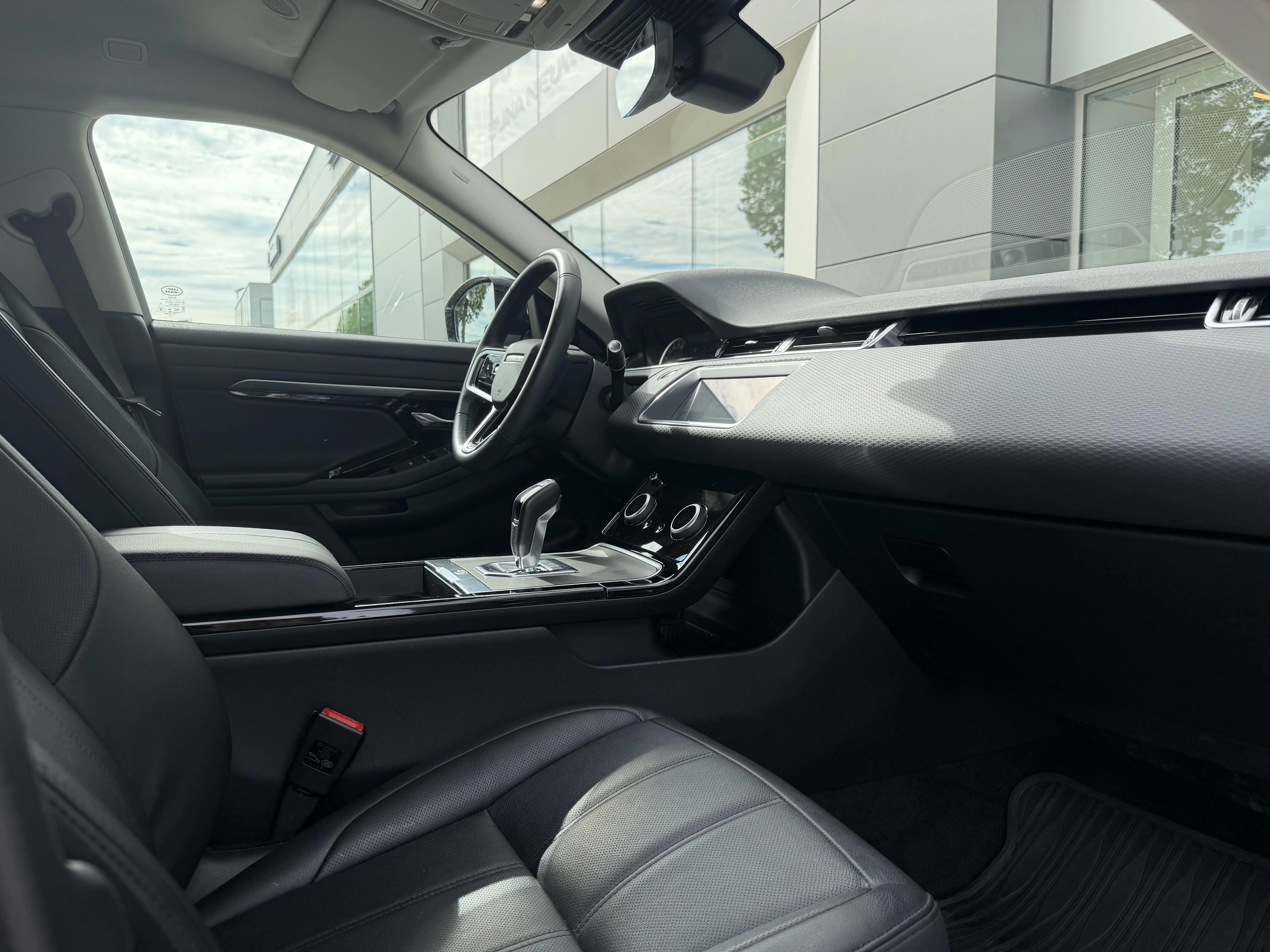 Land Rover Range Rover Evoque P160 S FWD Auto. 23MY