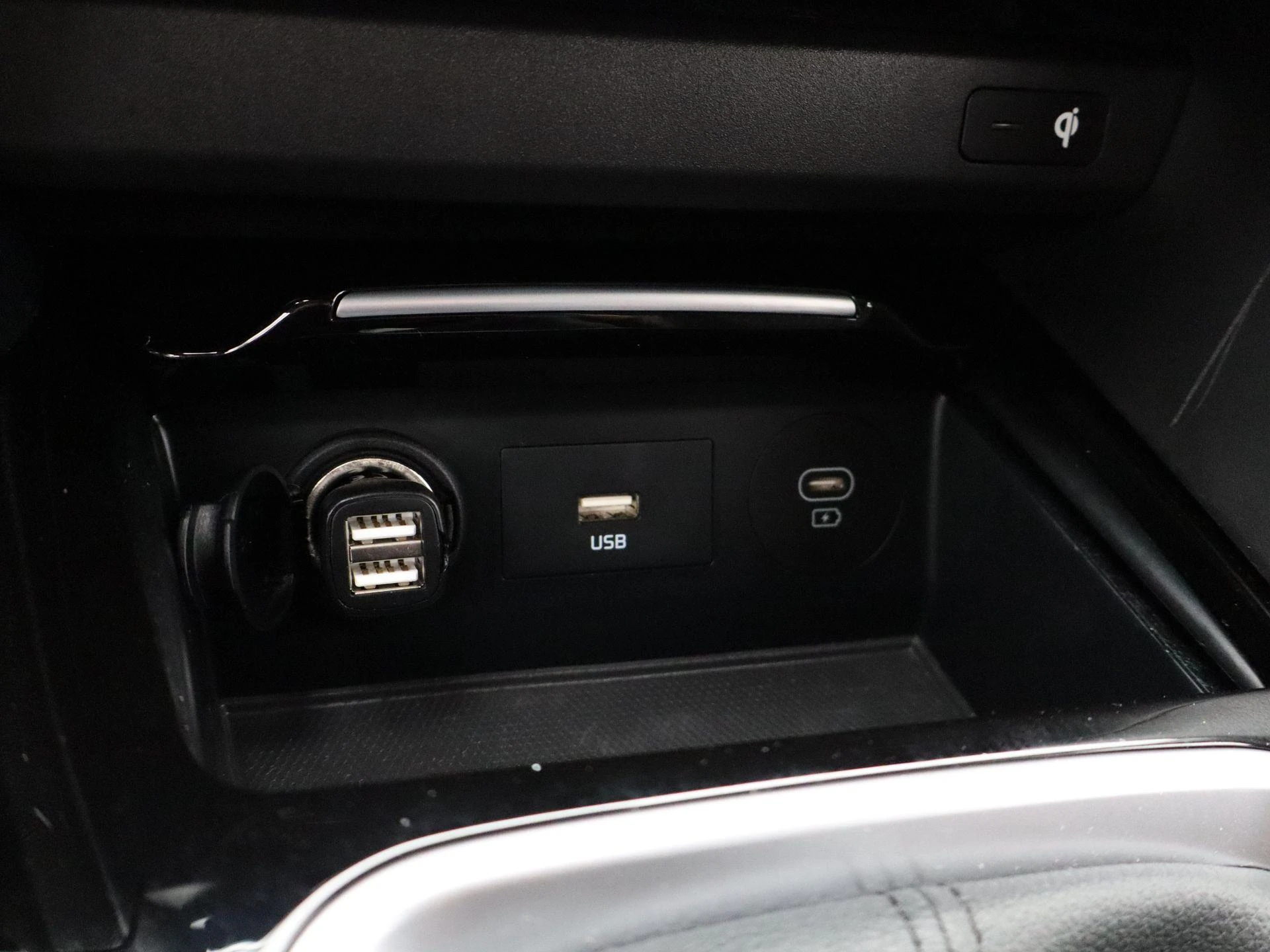 Kia-Ceed Sportswagon-image-21