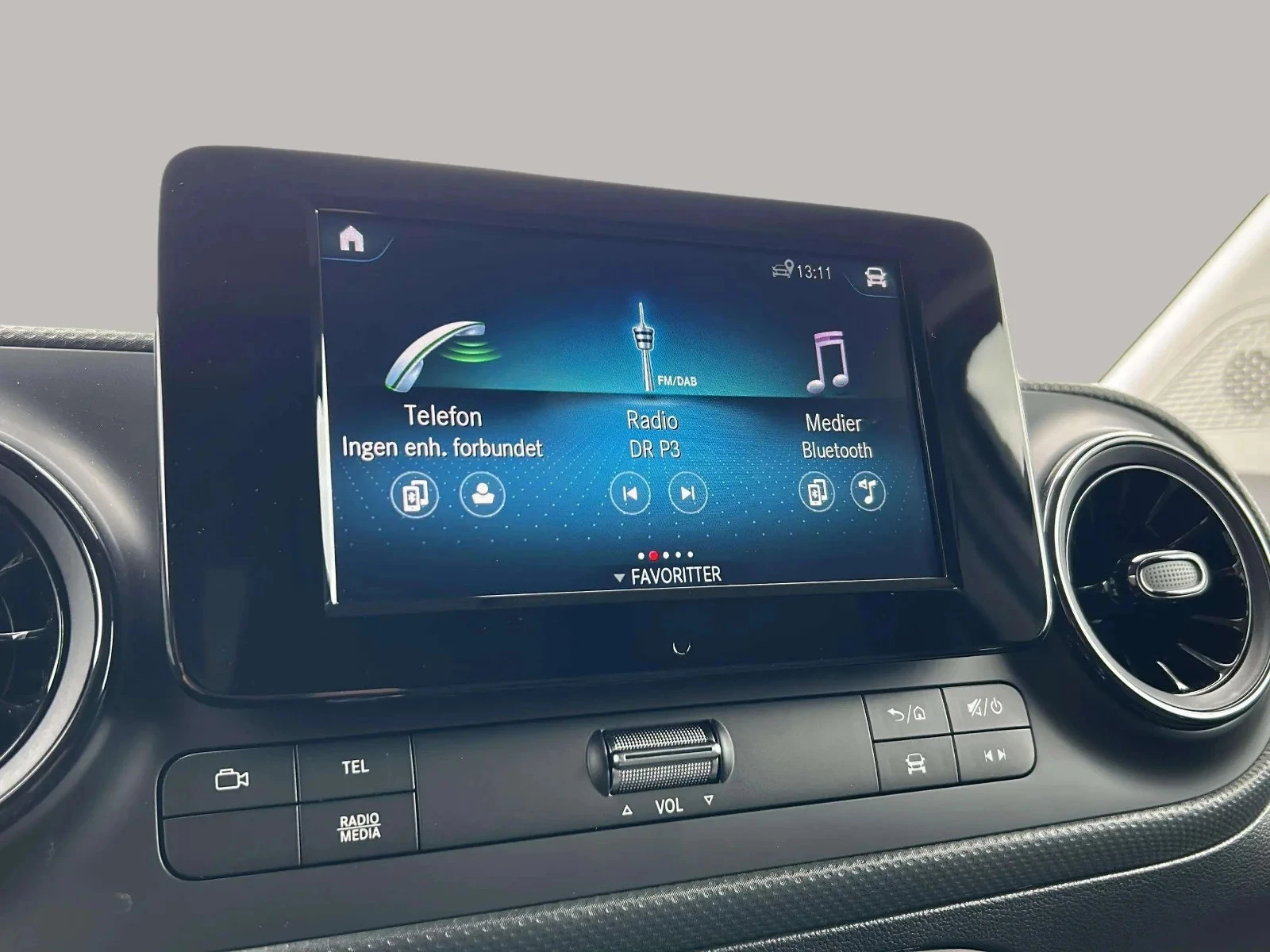 Mercedes-Benz-eCitan-image-11