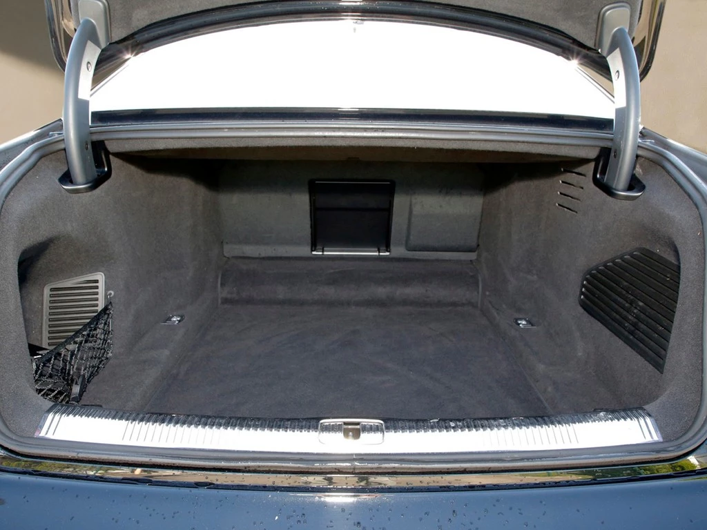 Audi S8 4.0 TFSI quattro PANO*360°*STHZ*MATRIX*LEDER*B&O
