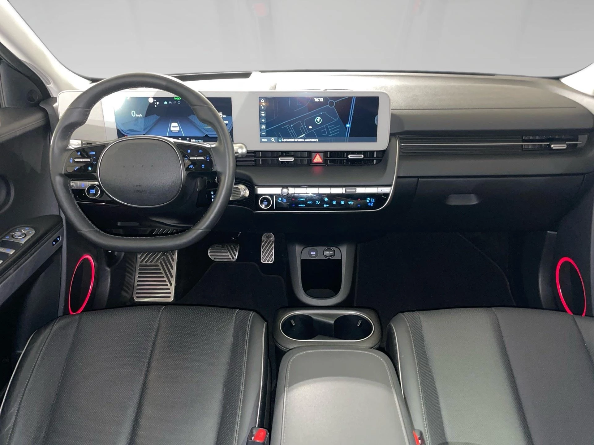 Hyundai IONIQ 73kWh Balance Vision