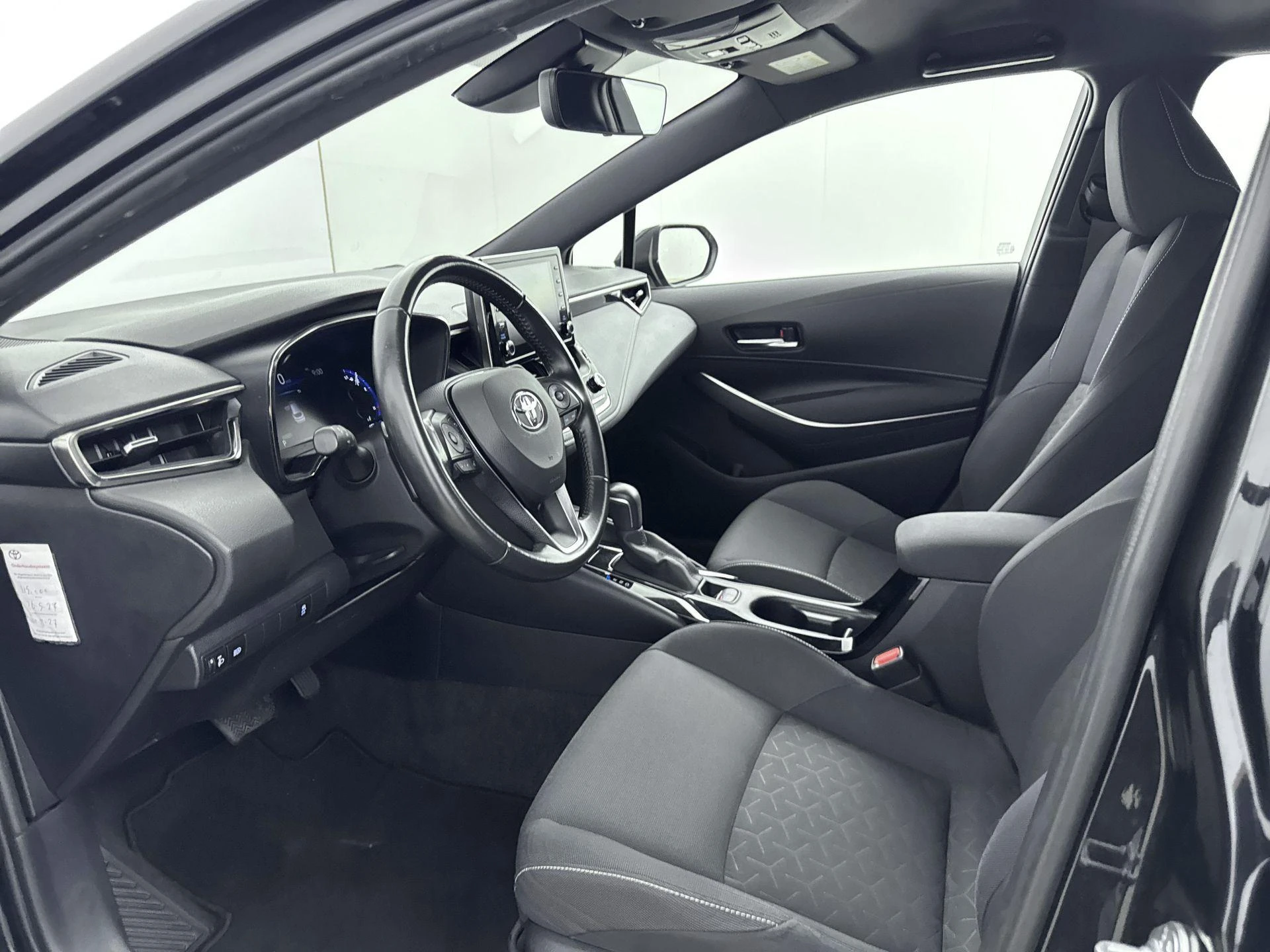 Toyota-Corolla Touring Sports-image-16