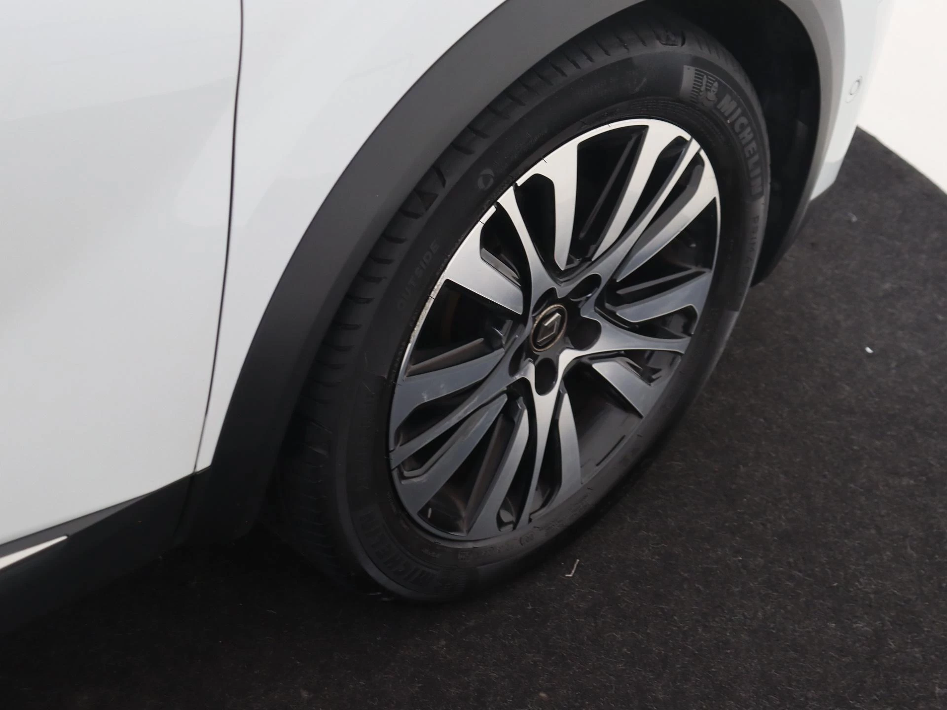 Renault-Captur-image-12