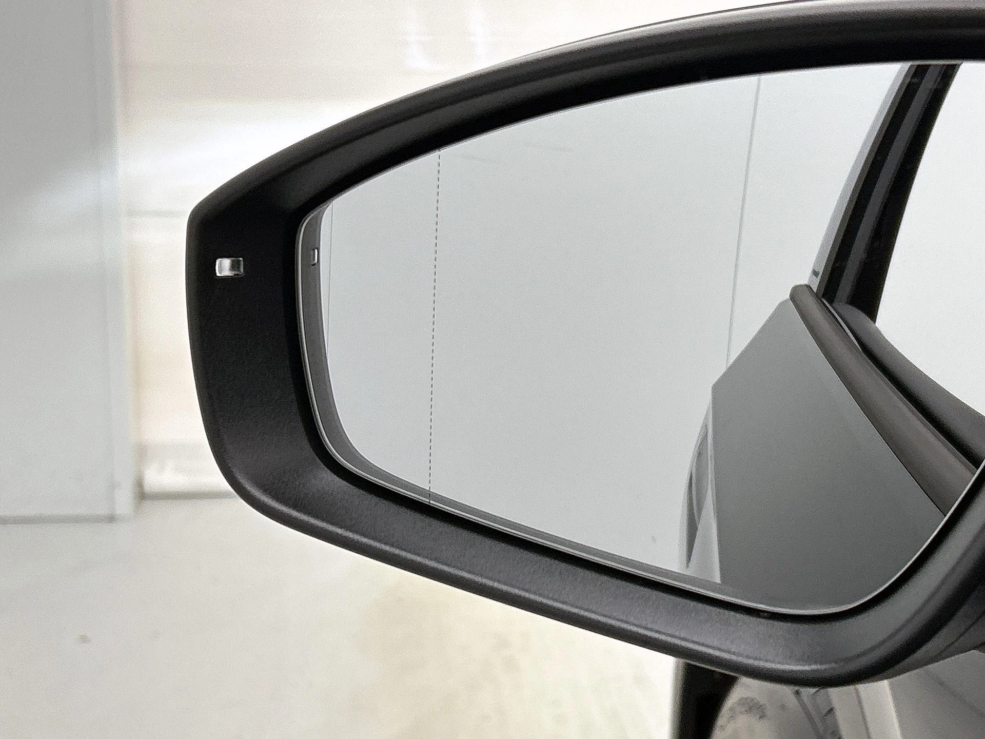 Volkswagen-ID.4-image-45