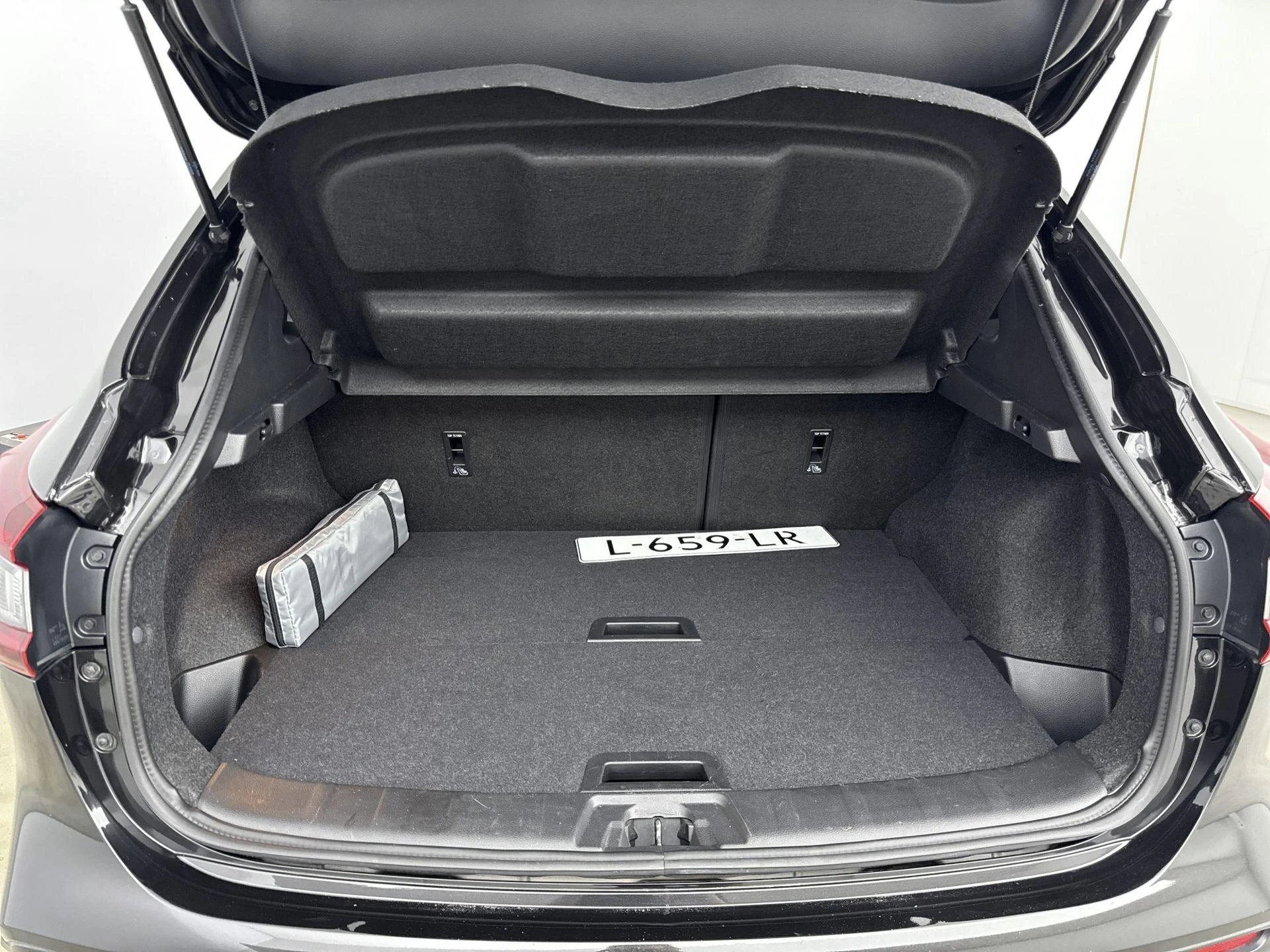 Nissan-QASHQAI-image-21