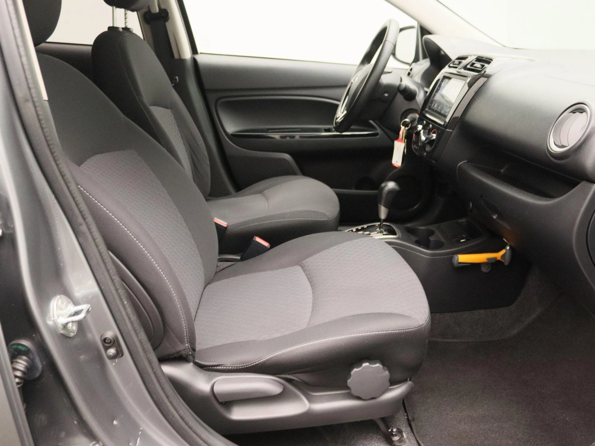 Mitsubishi Space Star 1.2 Connect Pro