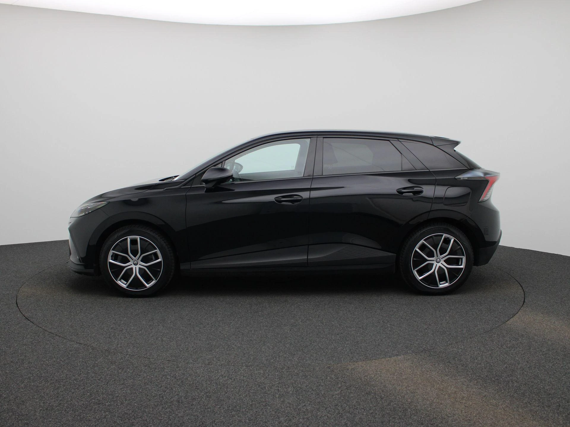 MG-MG4 EV-image-3