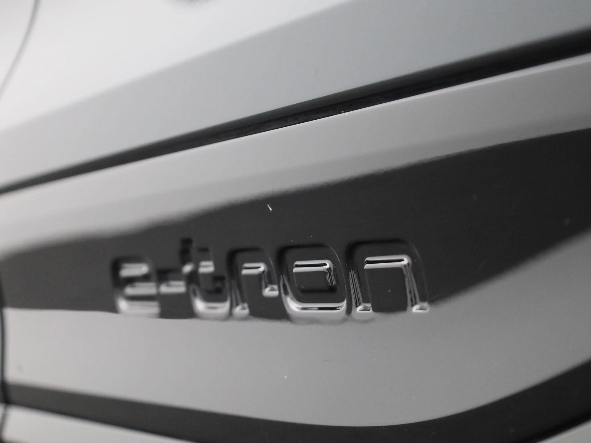 Audi-Q6 e-tron-image-48