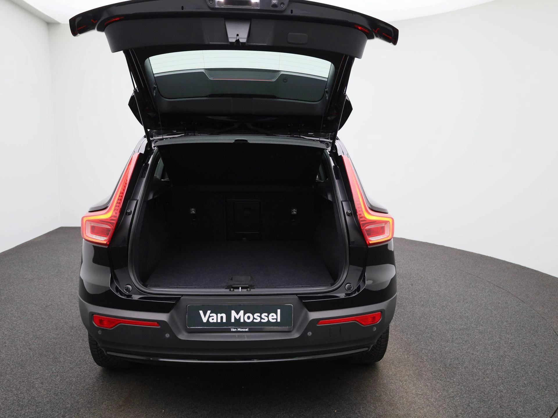 Volvo-XC40-image-10