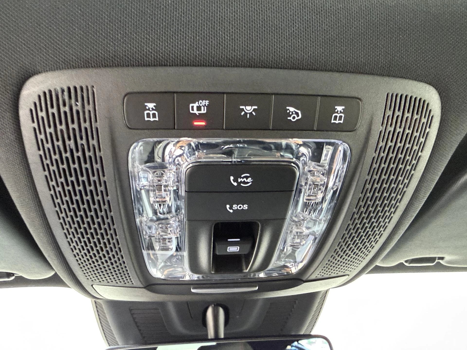 Mercedes-Benz-B-Klasse-image-23