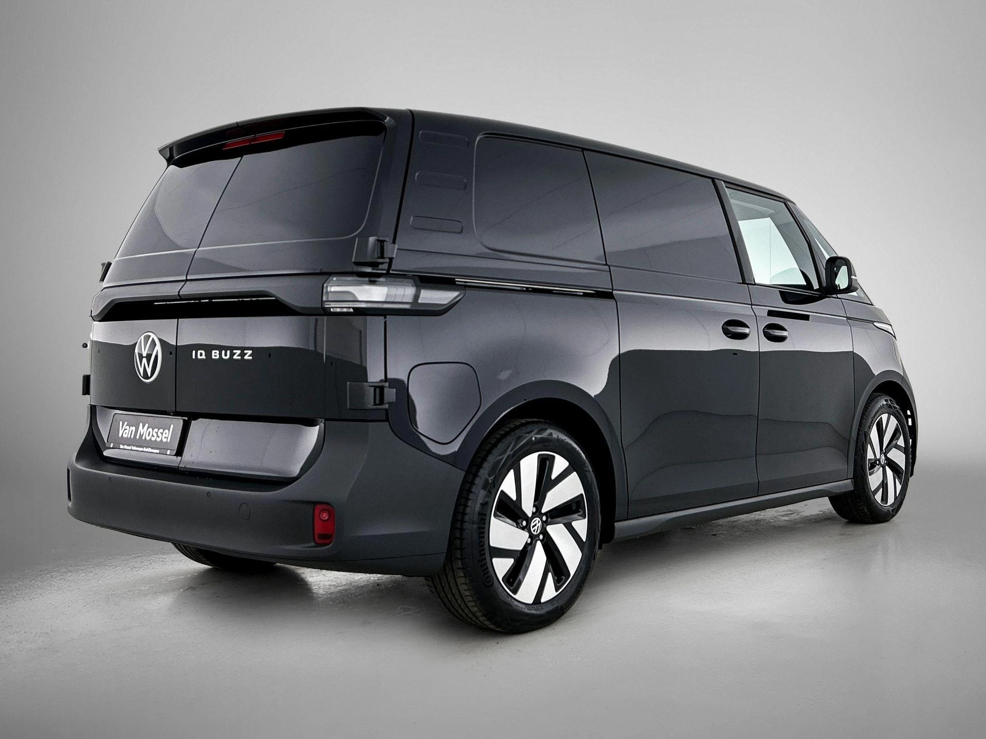 Volkswagen-ID. Buzz Cargo-image-3