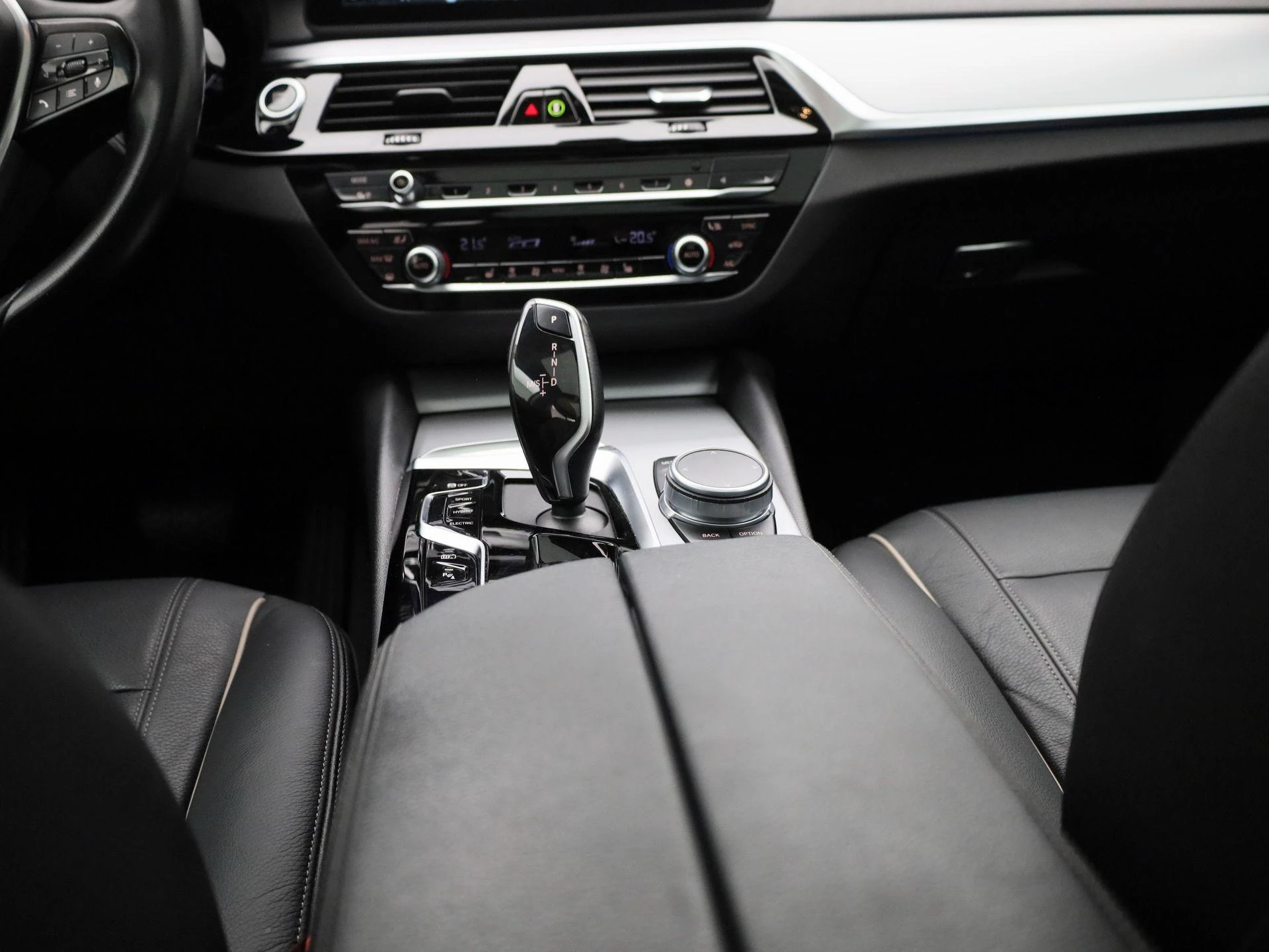 BMW-5 Serie-image-9