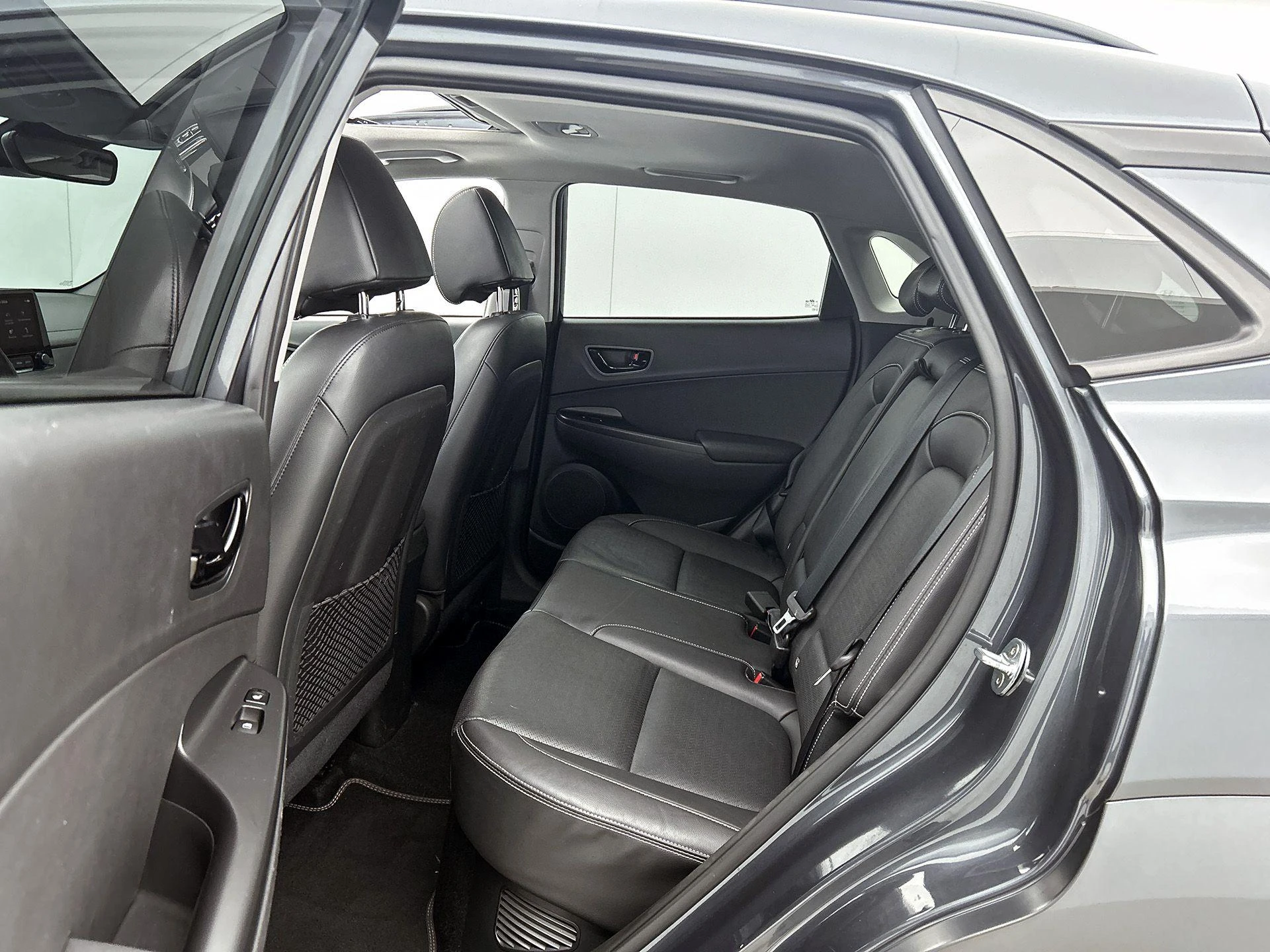 Hyundai-Kona-image-26