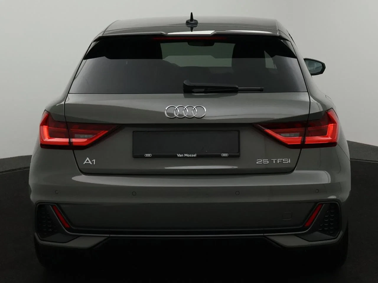 Audi-A1 Sportback-image-6