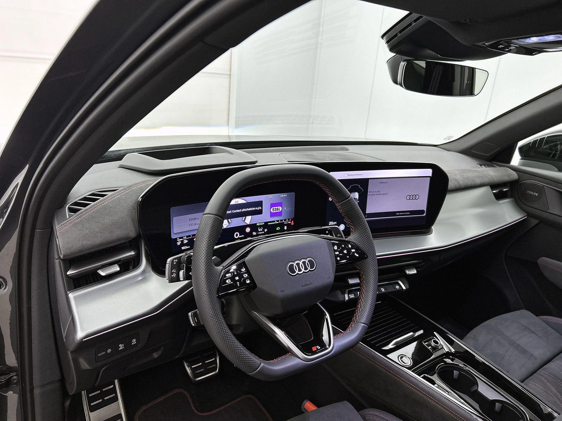 Audi-Q3-image-18