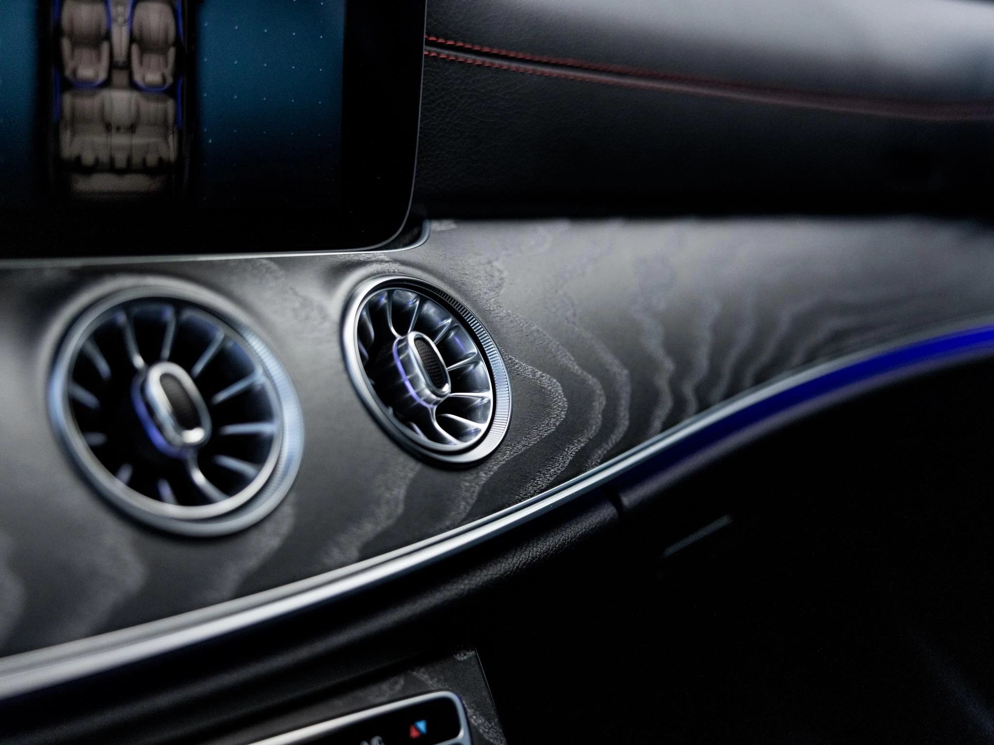 Mercedes-Benz-CLS-image-56