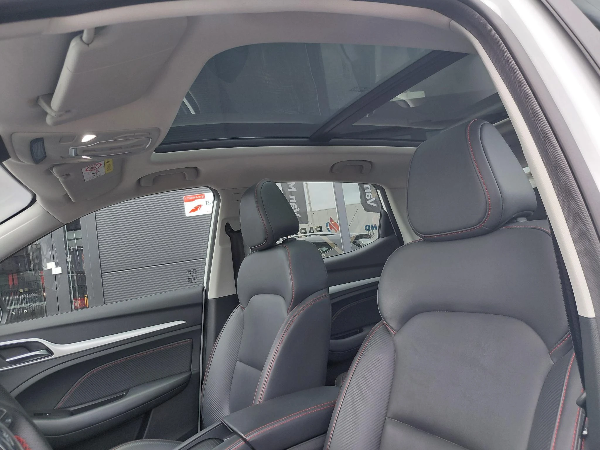 MG-ZS EV-image-12