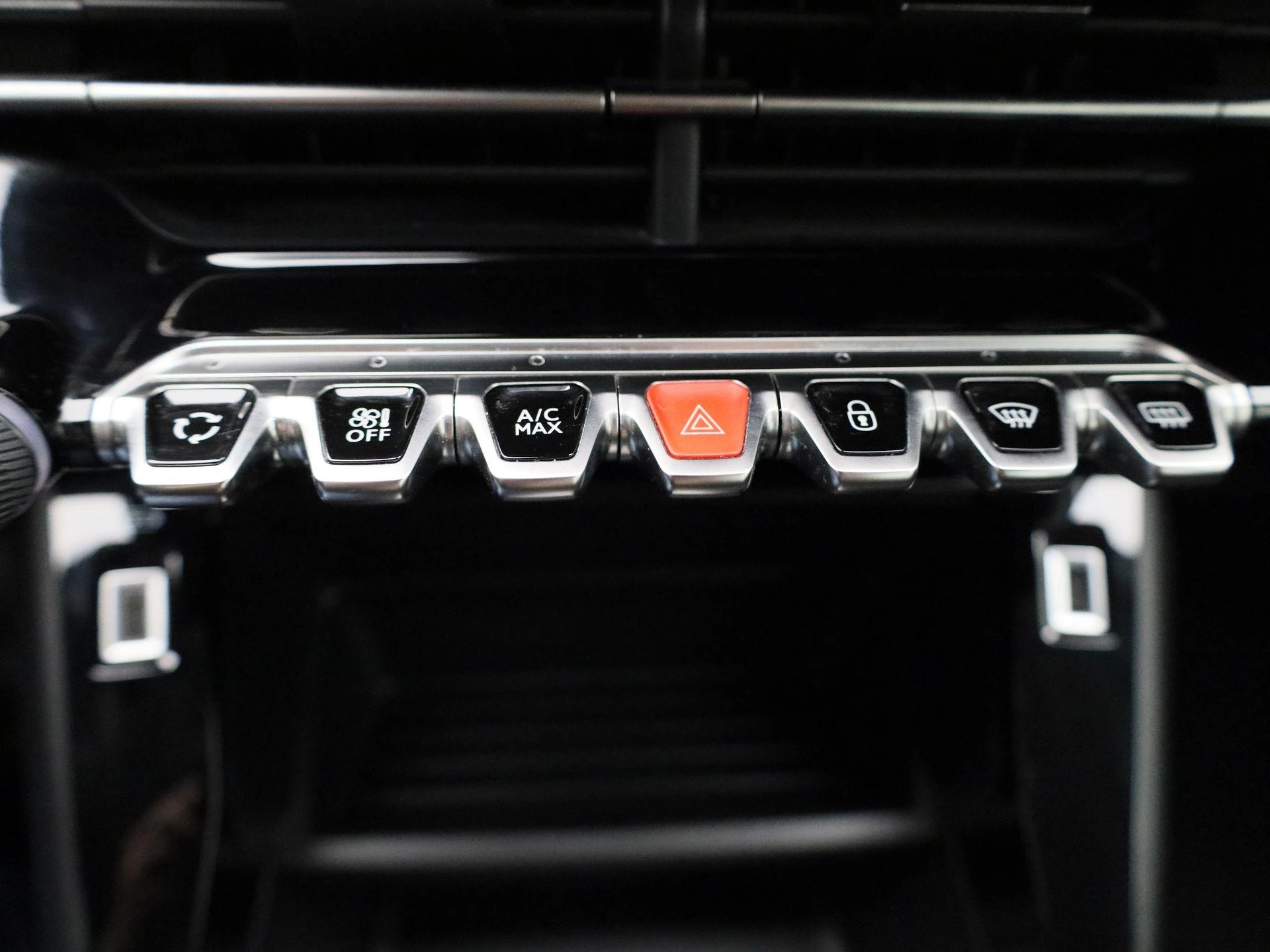 Peugeot e-208 EV Active Pack 50 kWh
