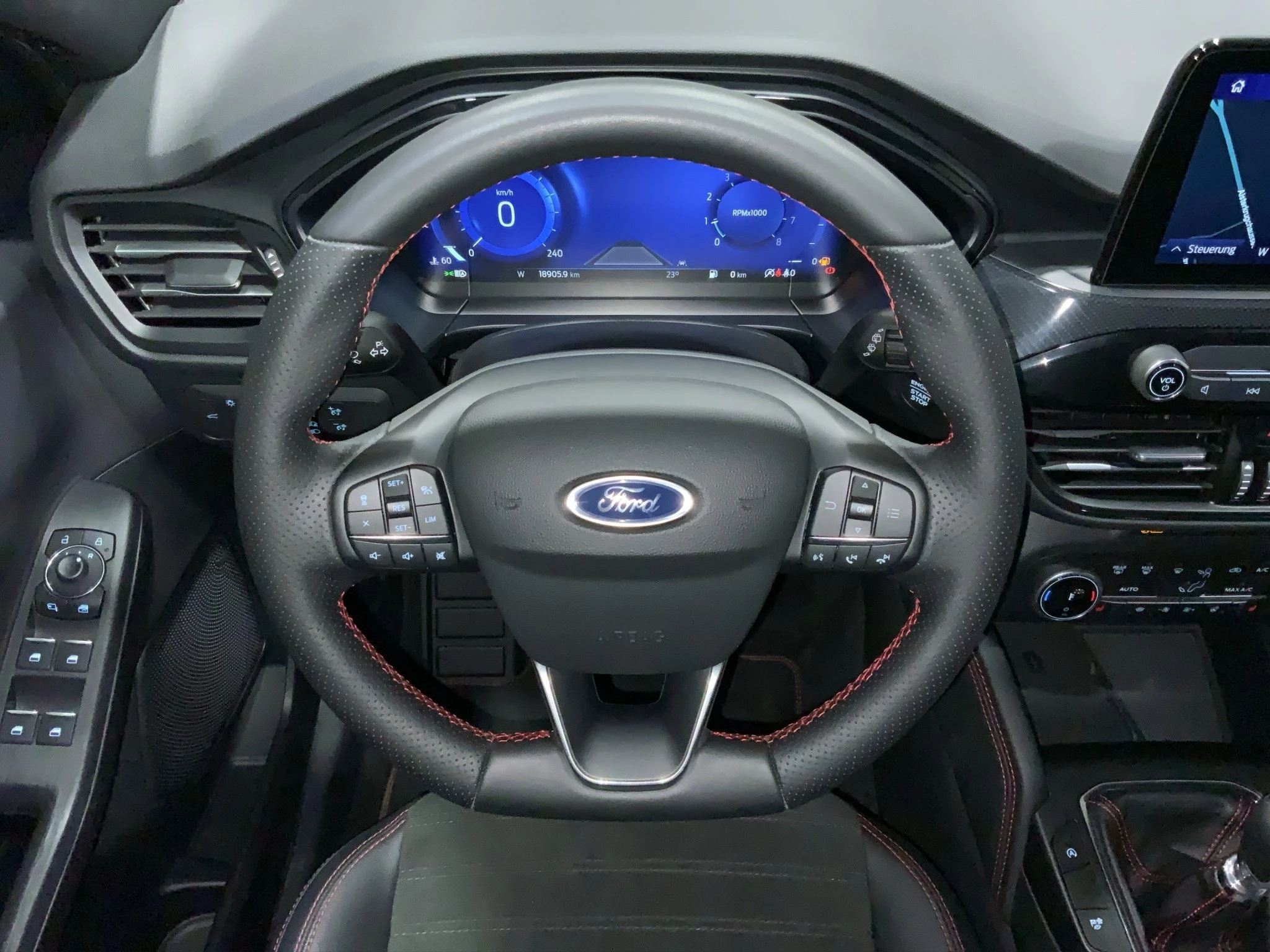 Ford-Kuga-image-12