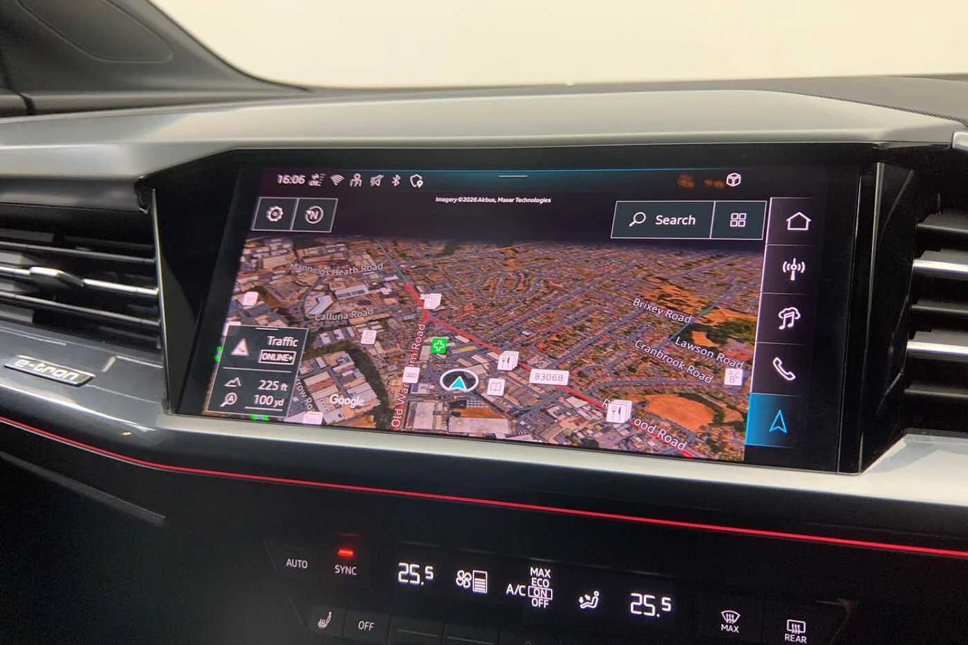 Audi-Q4 e-tron-image-13