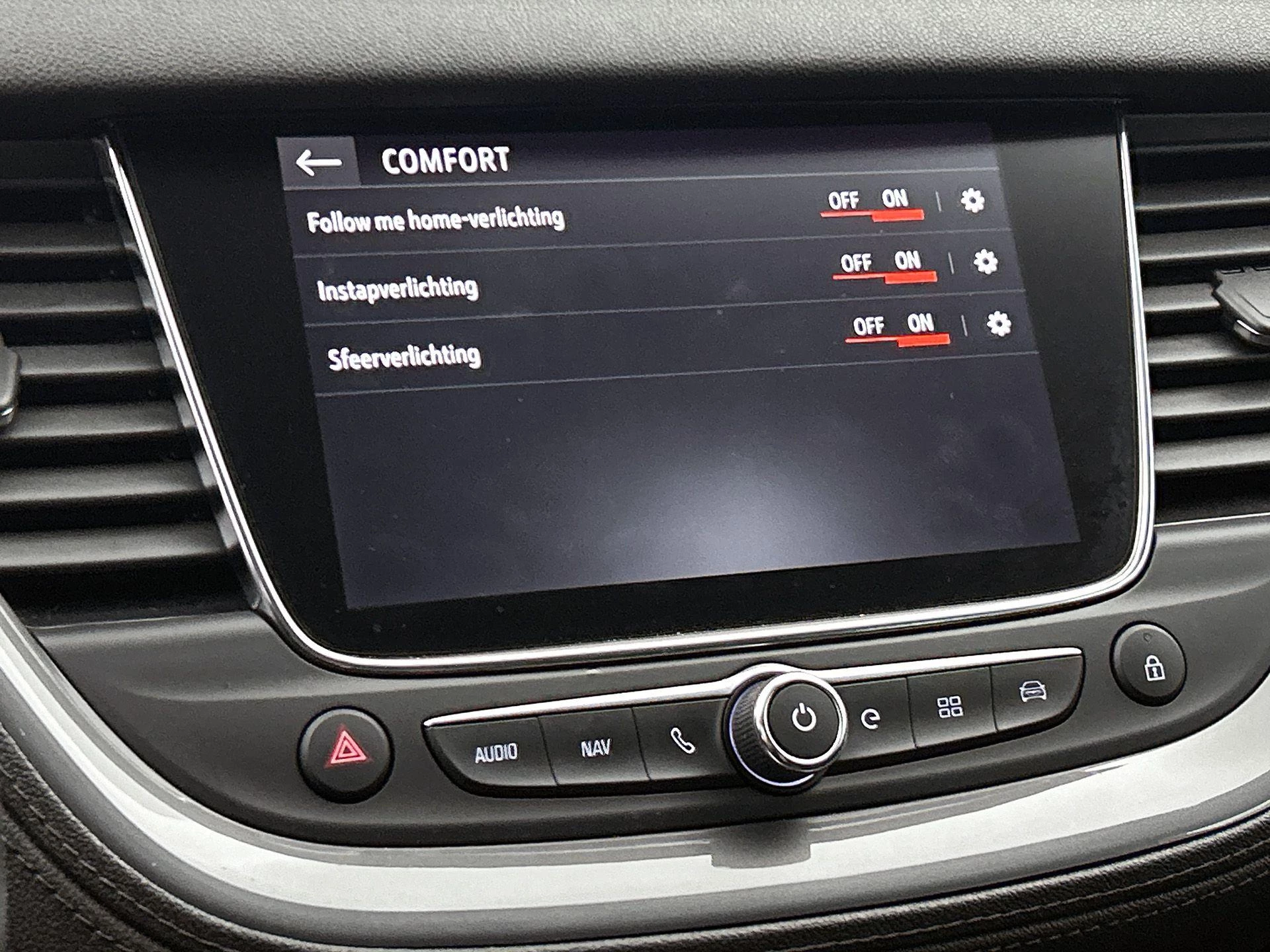 Opel Grandland X 1.6 Turbo Hybrid Elegance