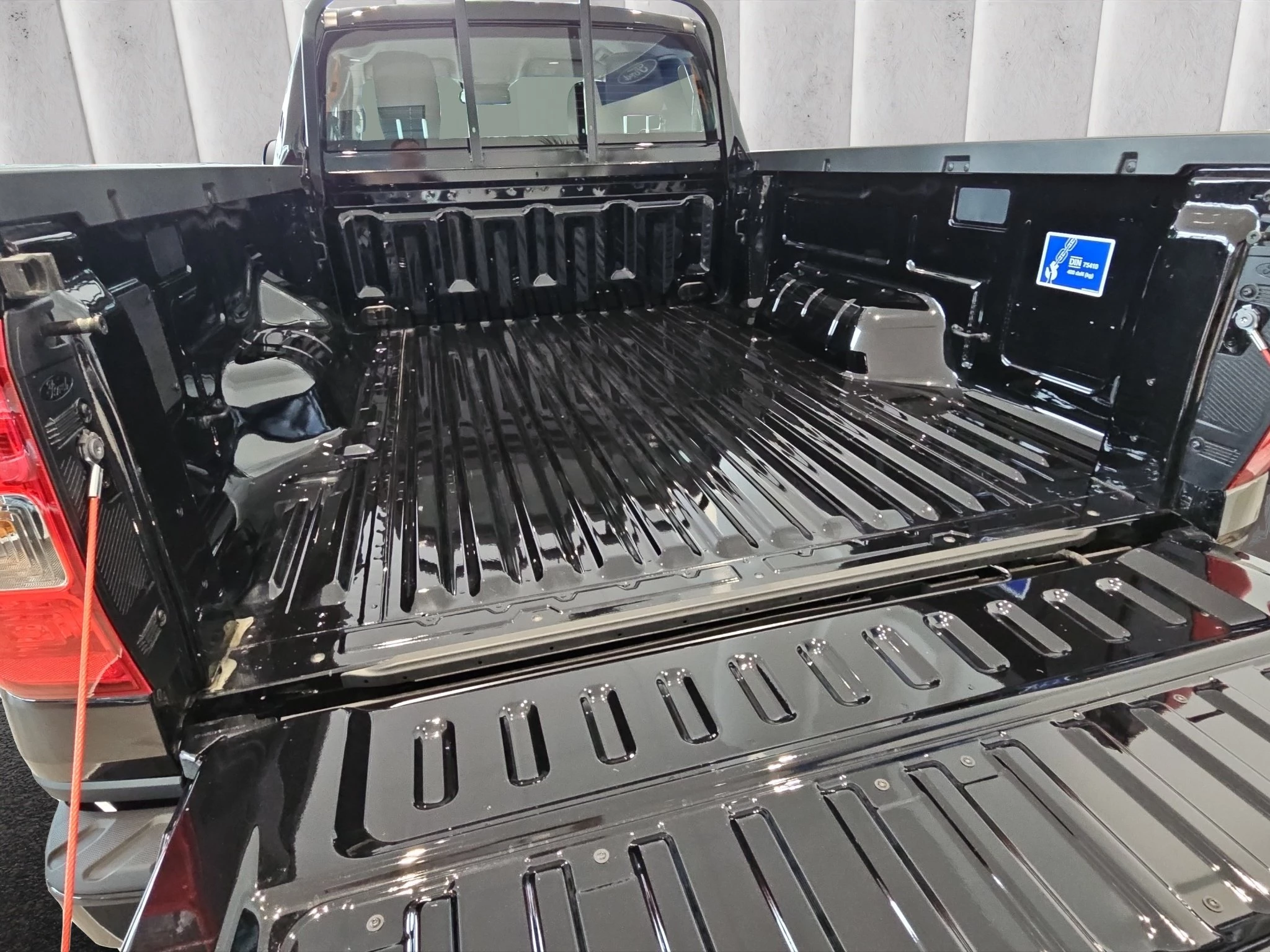 Ford Ranger XLT Extrakabine LKW 2.0 l EcoBlue. 6-Gang-Schaltgetriebe. 4x4