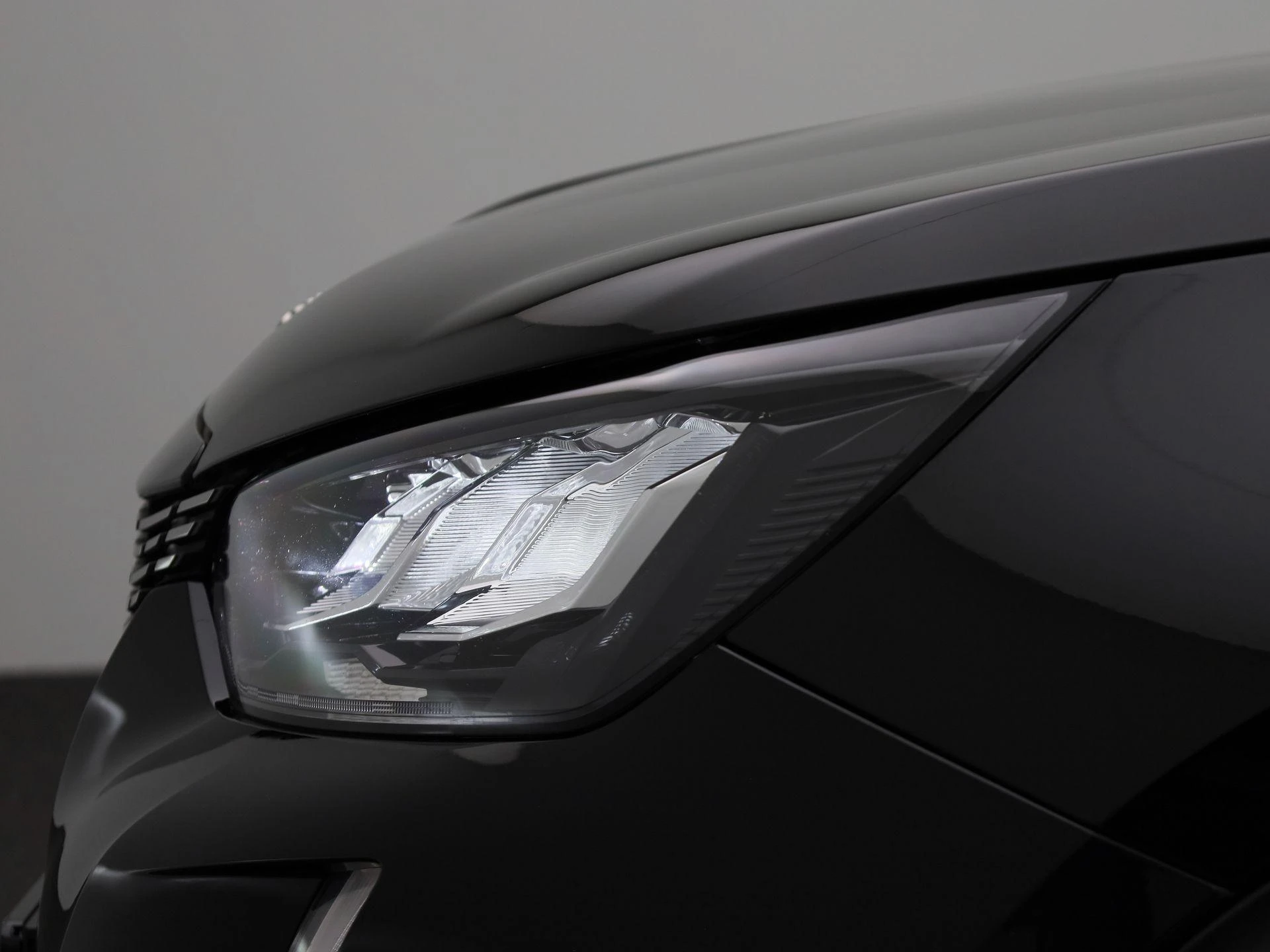 Peugeot-2008-image-14