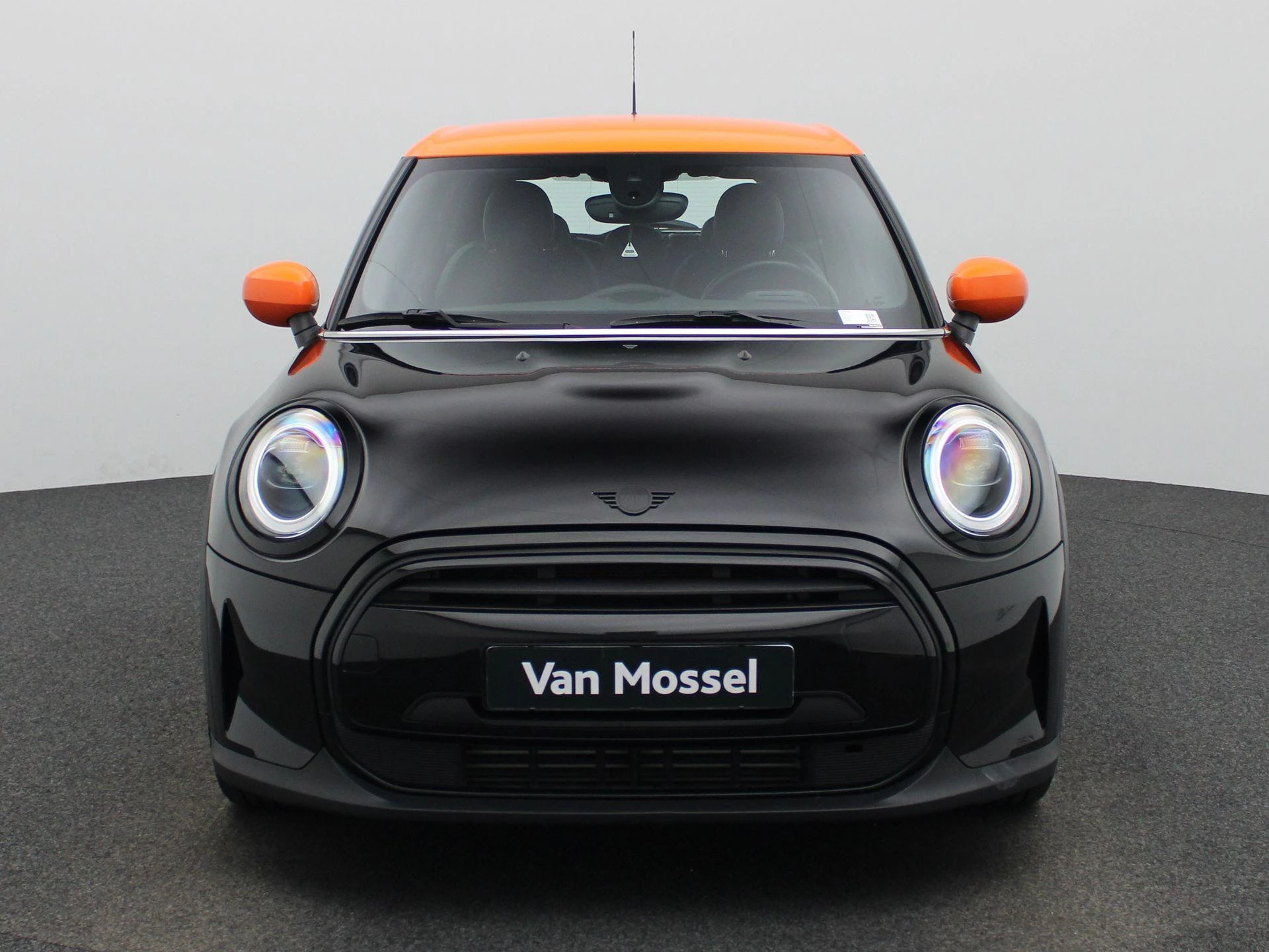 MINI-Cooper-image-2