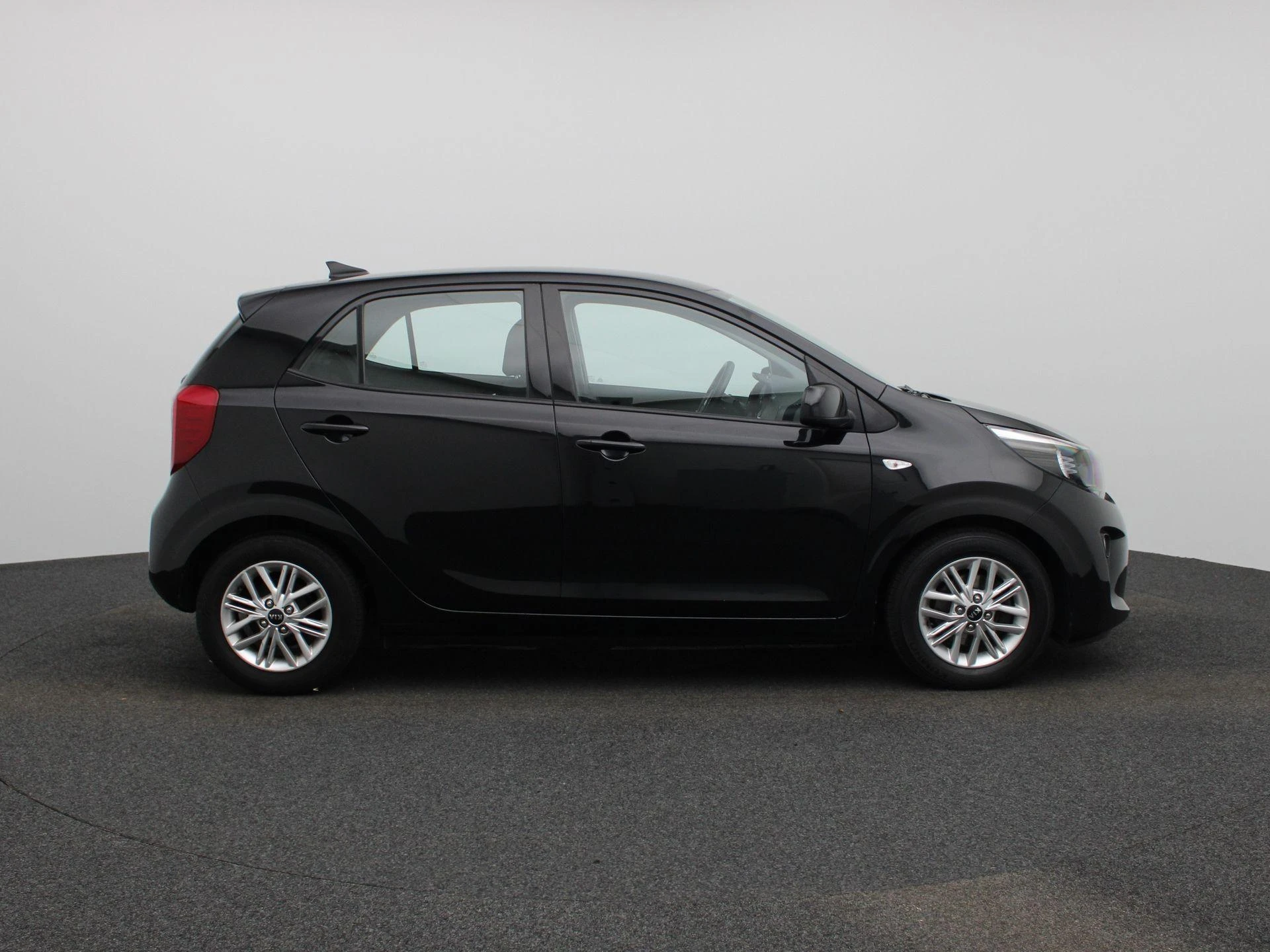 Kia-Picanto-image-5