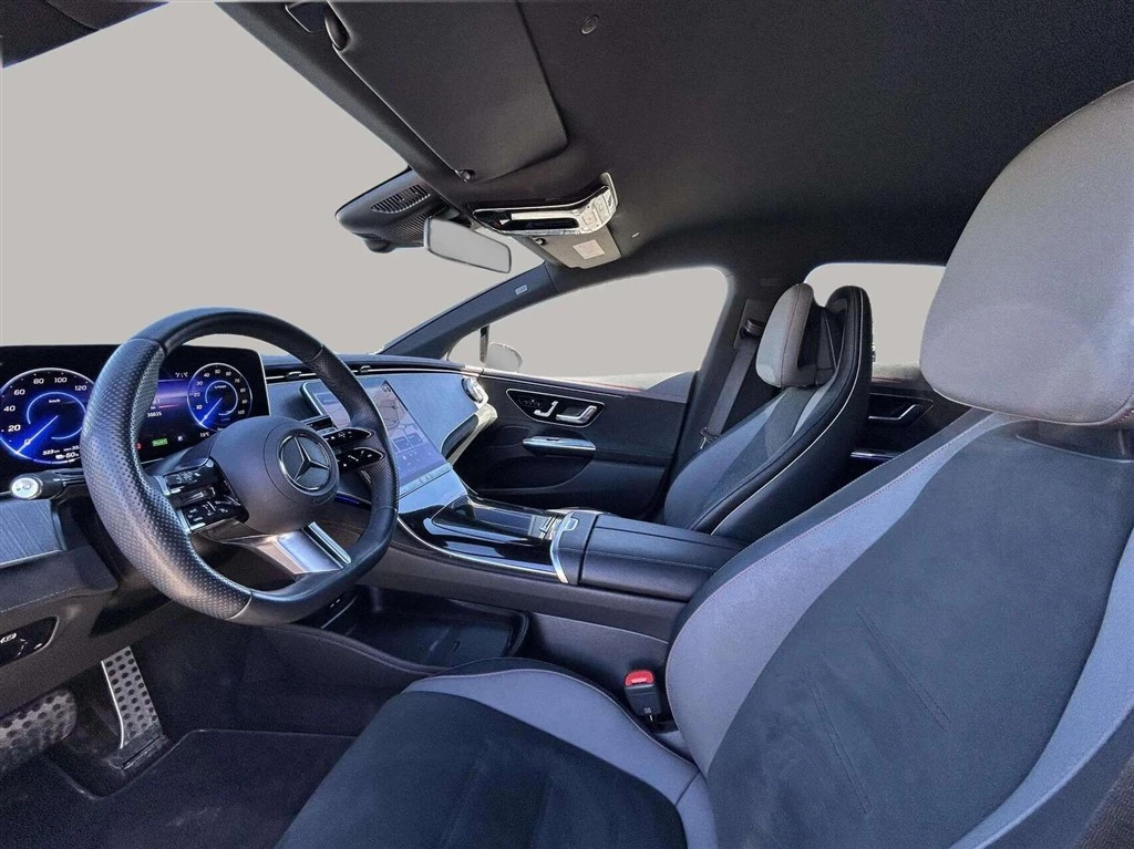 Mercedes-Benz-EQE-image-9