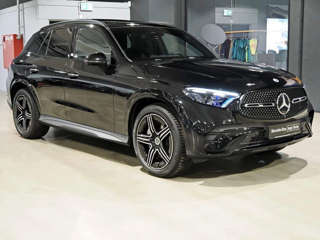 Mercedes-Benz-GLC 220 d-image-4