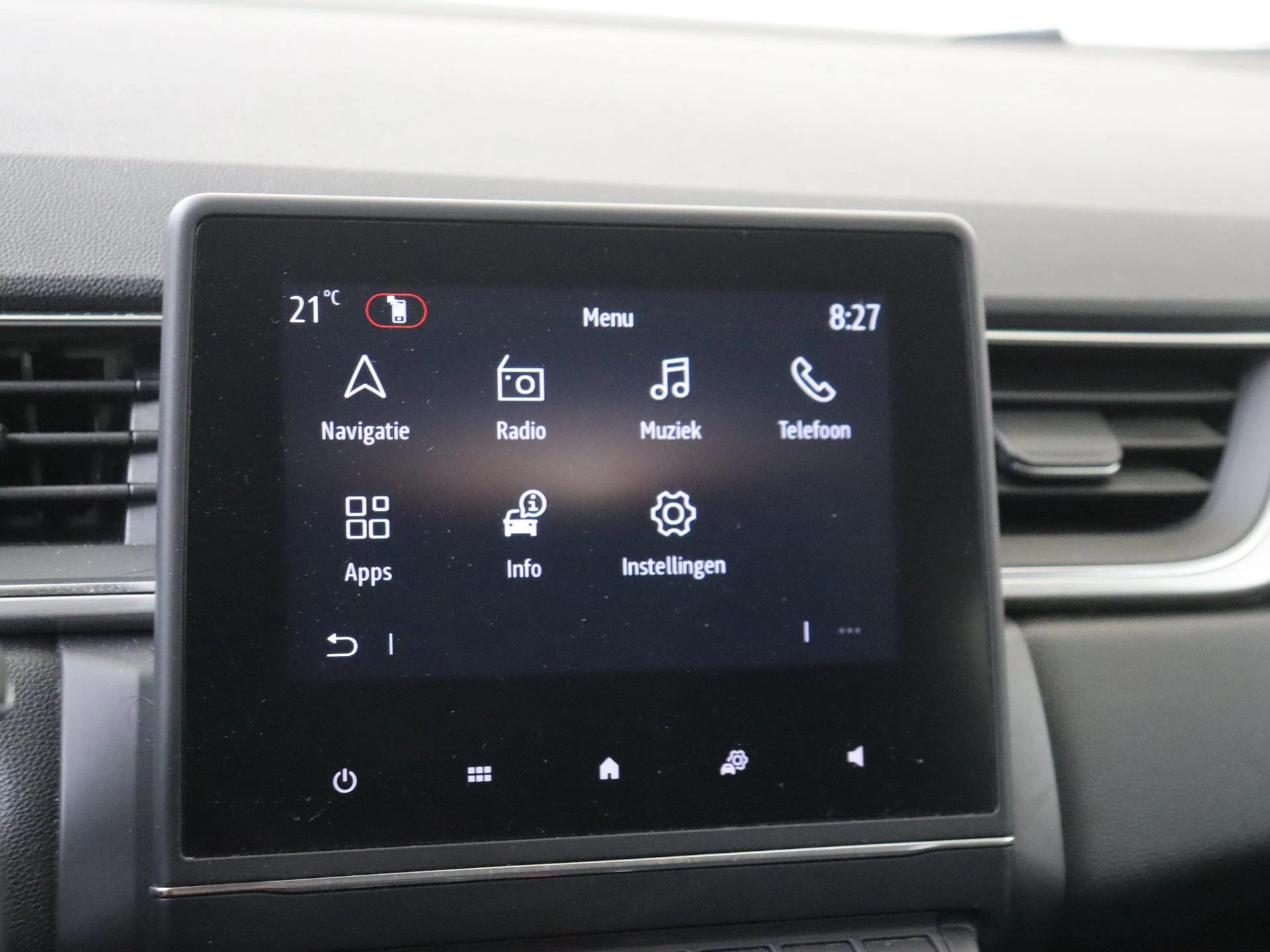 Renault-Captur-image-16
