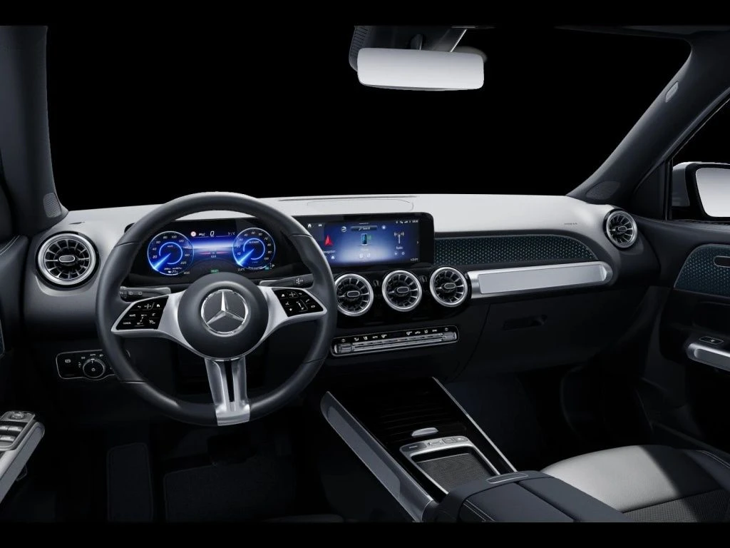 Mercedes-Benz-EQB 250+-image-9