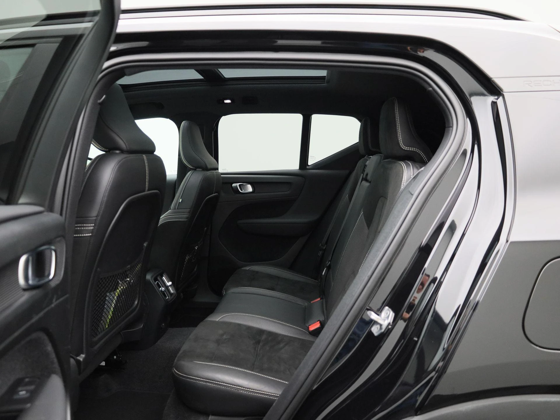 Volvo-XC40-image-9
