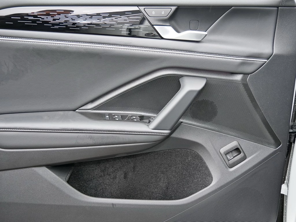 Volkswagen Tiguan UPE br. 59.620,- Elegance 2.0 l TDI DSG 110 kW / 150 PS VSA