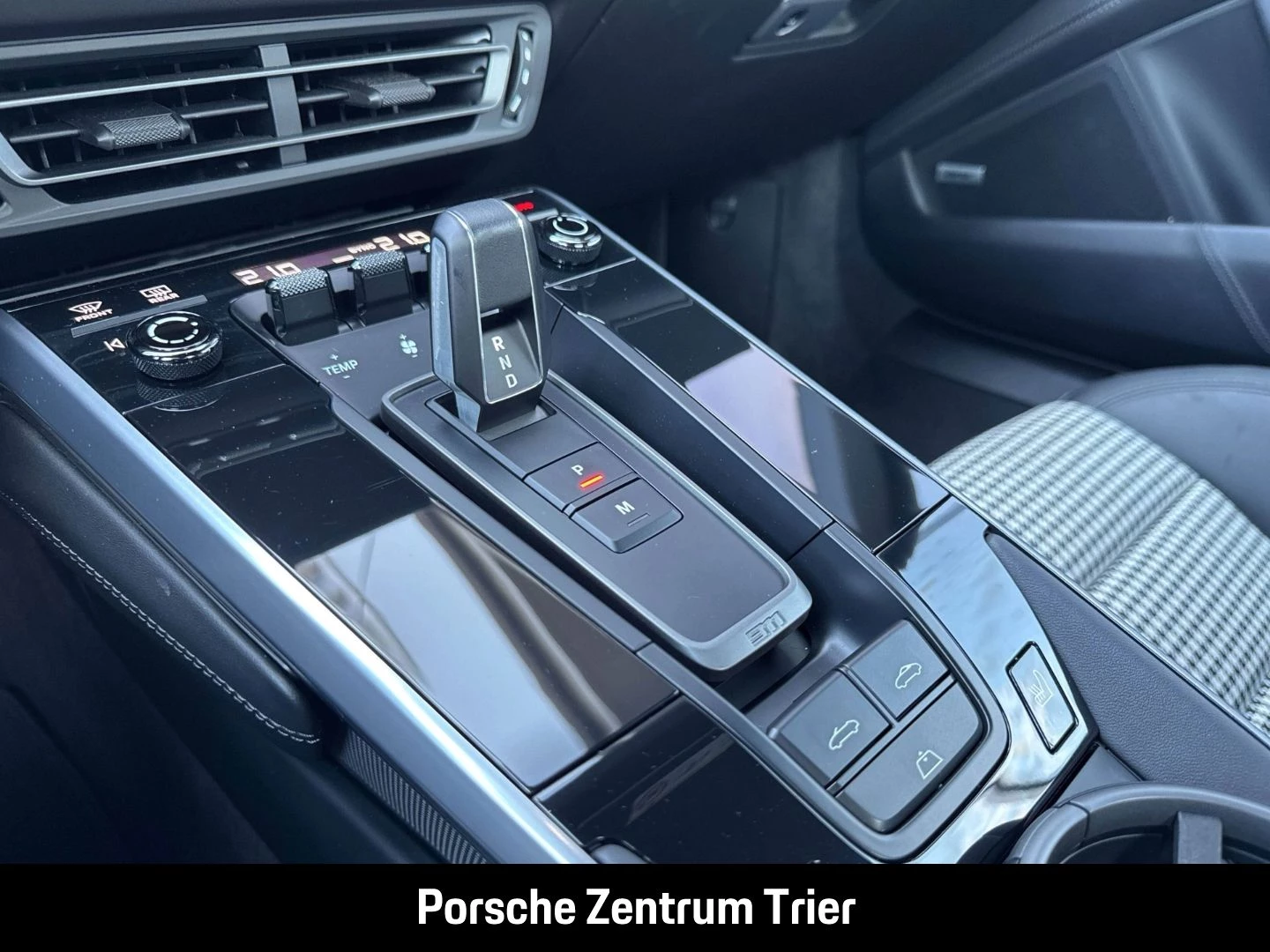 Porsche 911 992 Turbo Cabriolet Liftsystem-VA Sportabgas turbo
