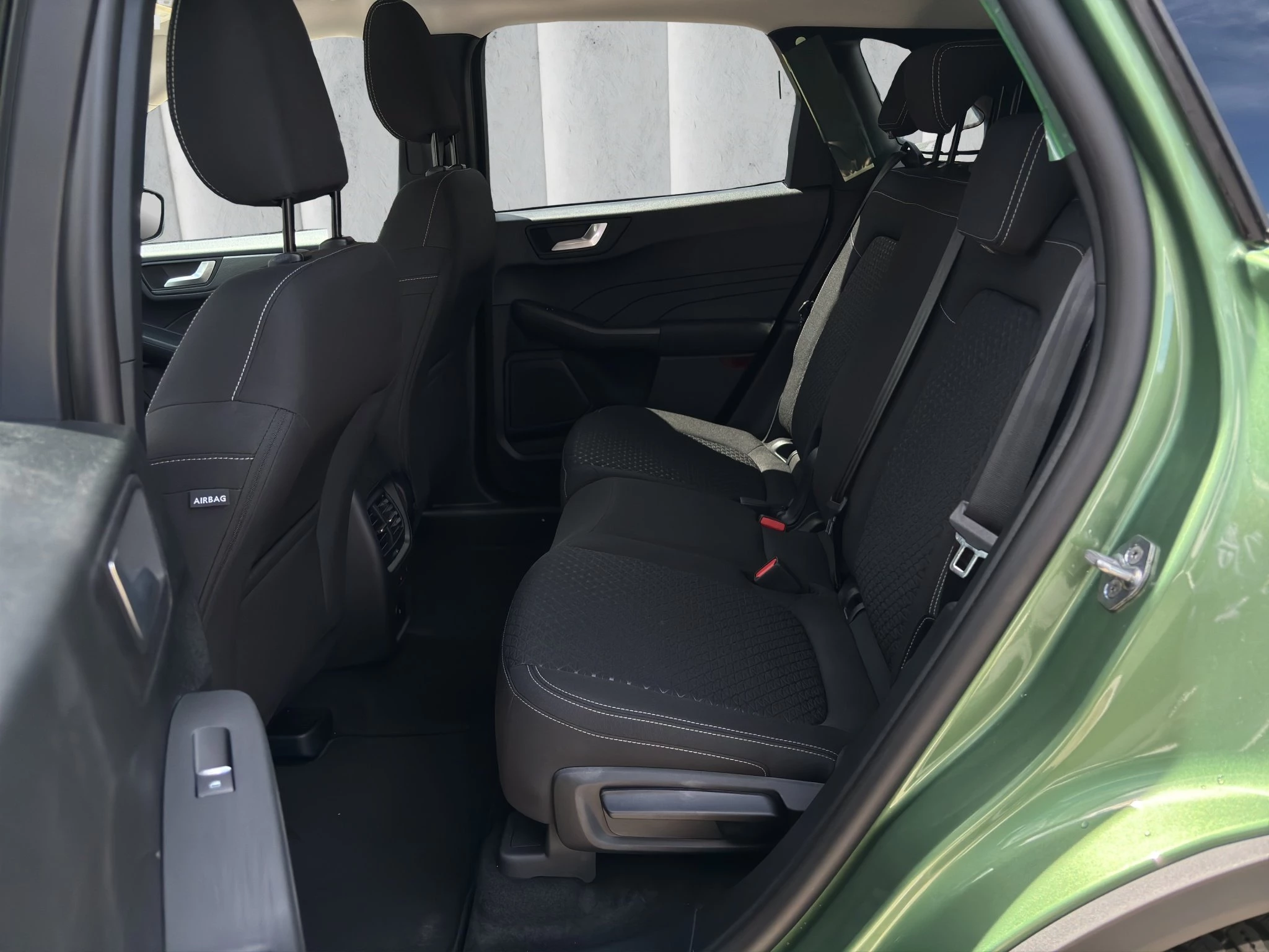 Ford Kuga Titanium 2.5 Duratec Plug-in-Hybrid CVT Sports Utility Vehicle. 178 kW. MJ 2026.25