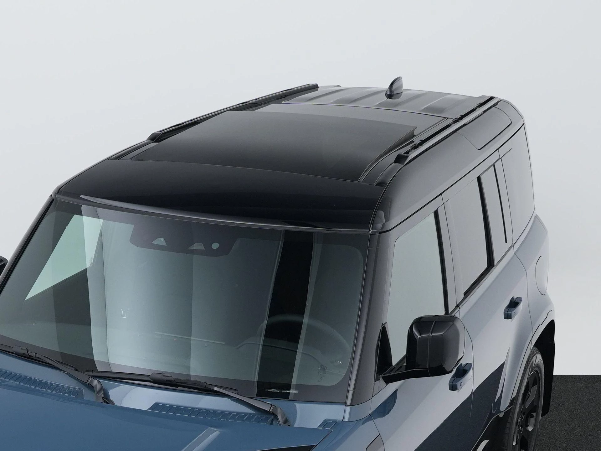 Land Rover-Defender-image-45