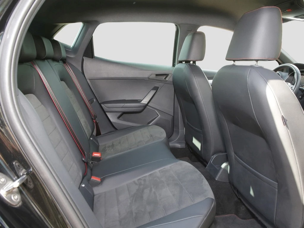 SEAT-Ibiza-image-10