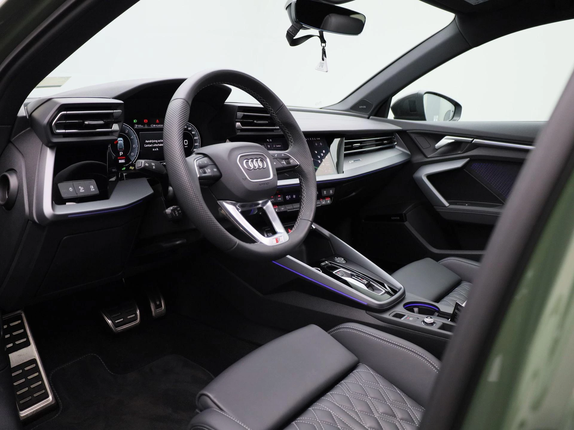 Audi A3 Sportback 45 TFSI e S edition Competition 272 PK