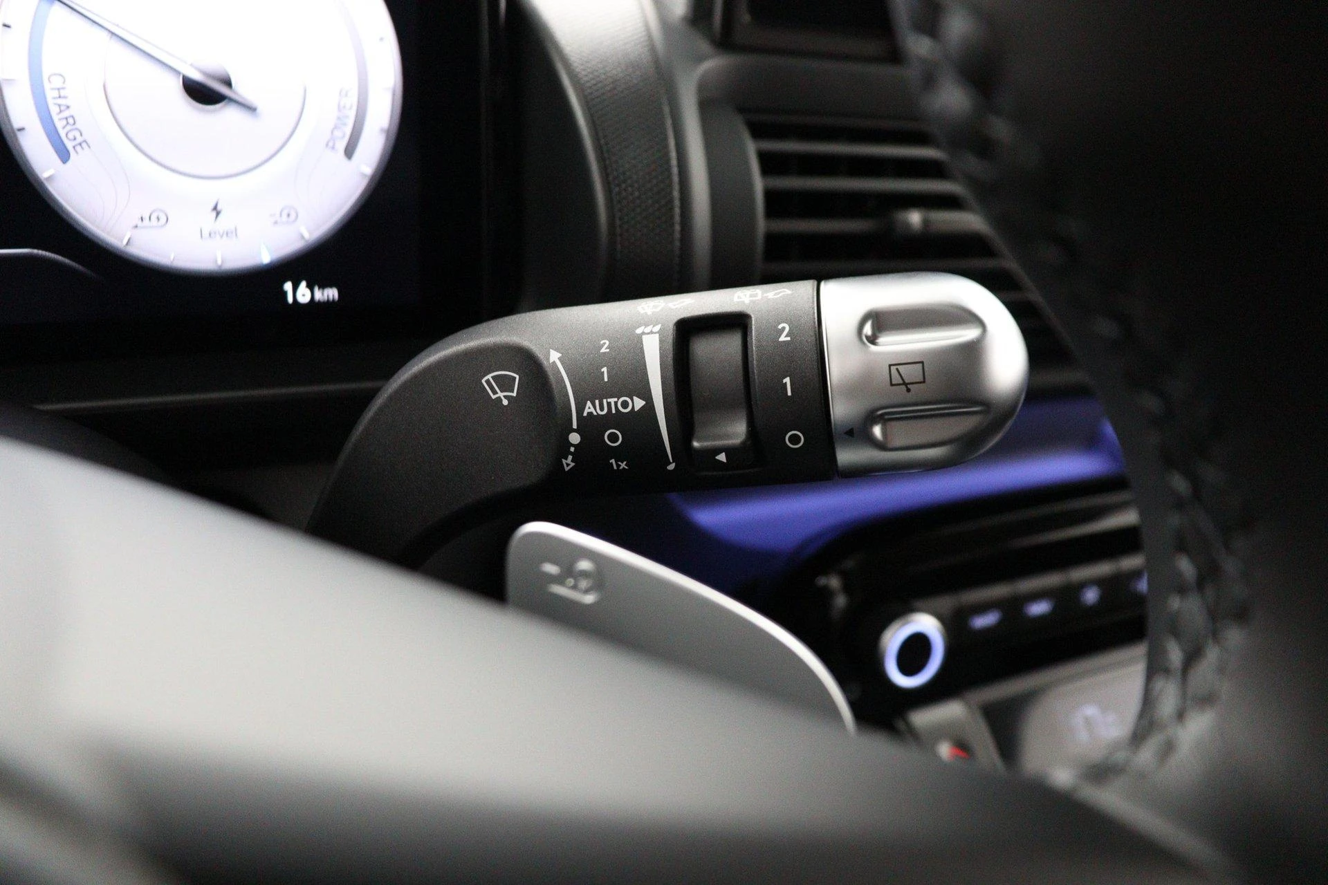 Hyundai-Inster-image-28