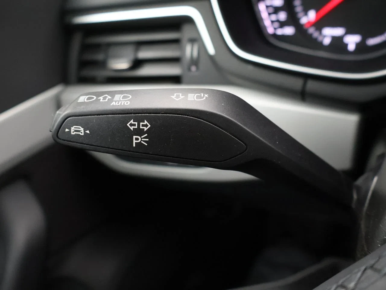 Audi-A4-image-11