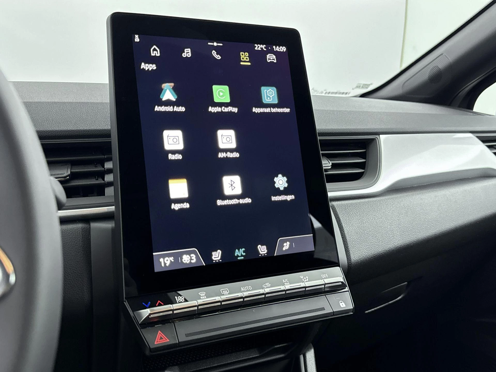 Renault-Captur-image-9