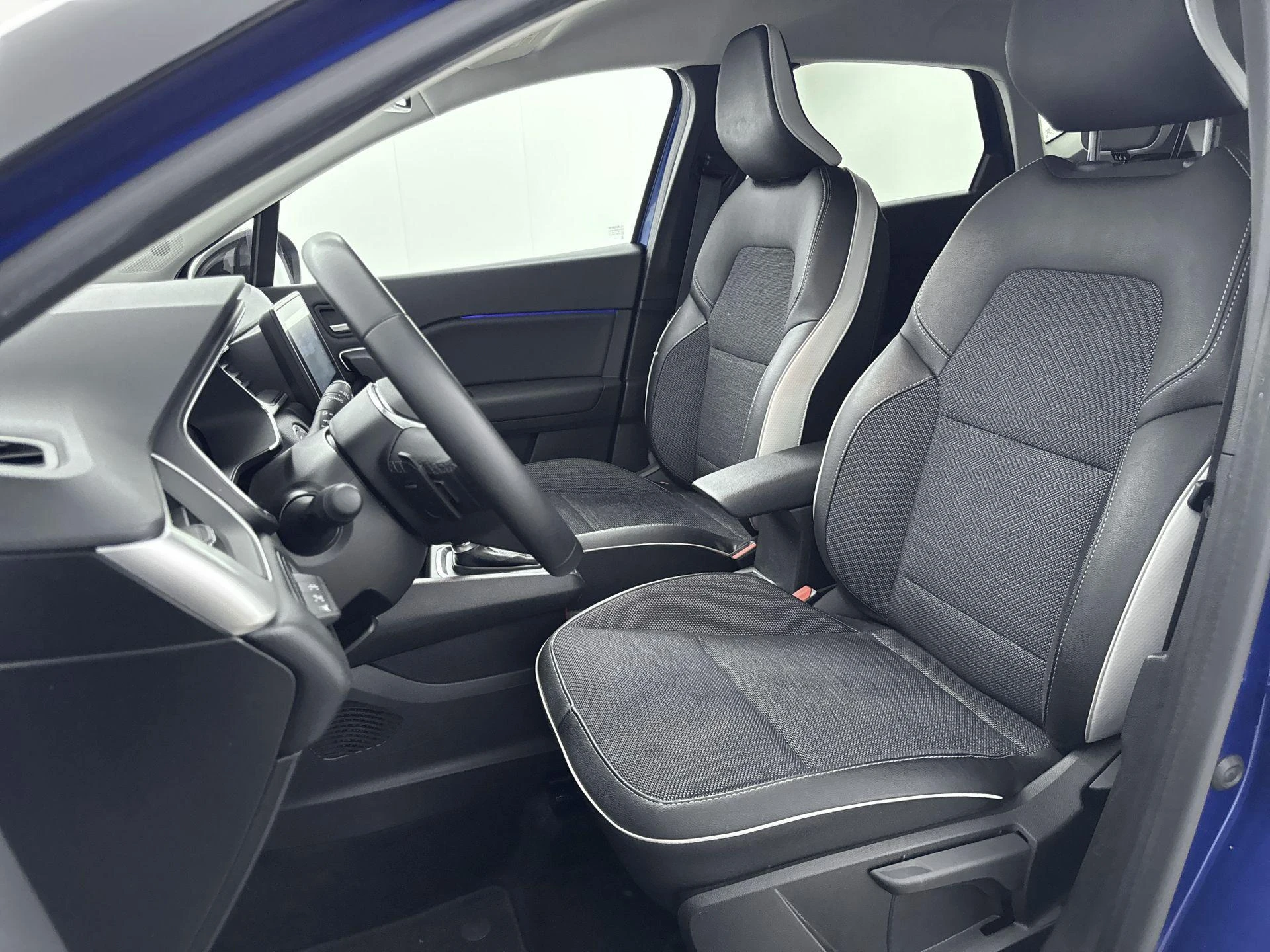 Renault-Captur-image-23
