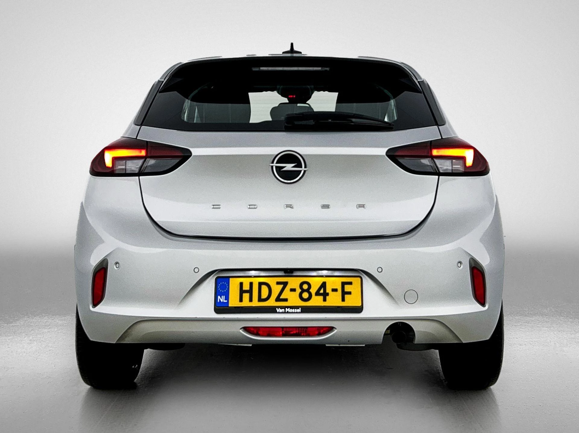 Opel-Corsa-image-2