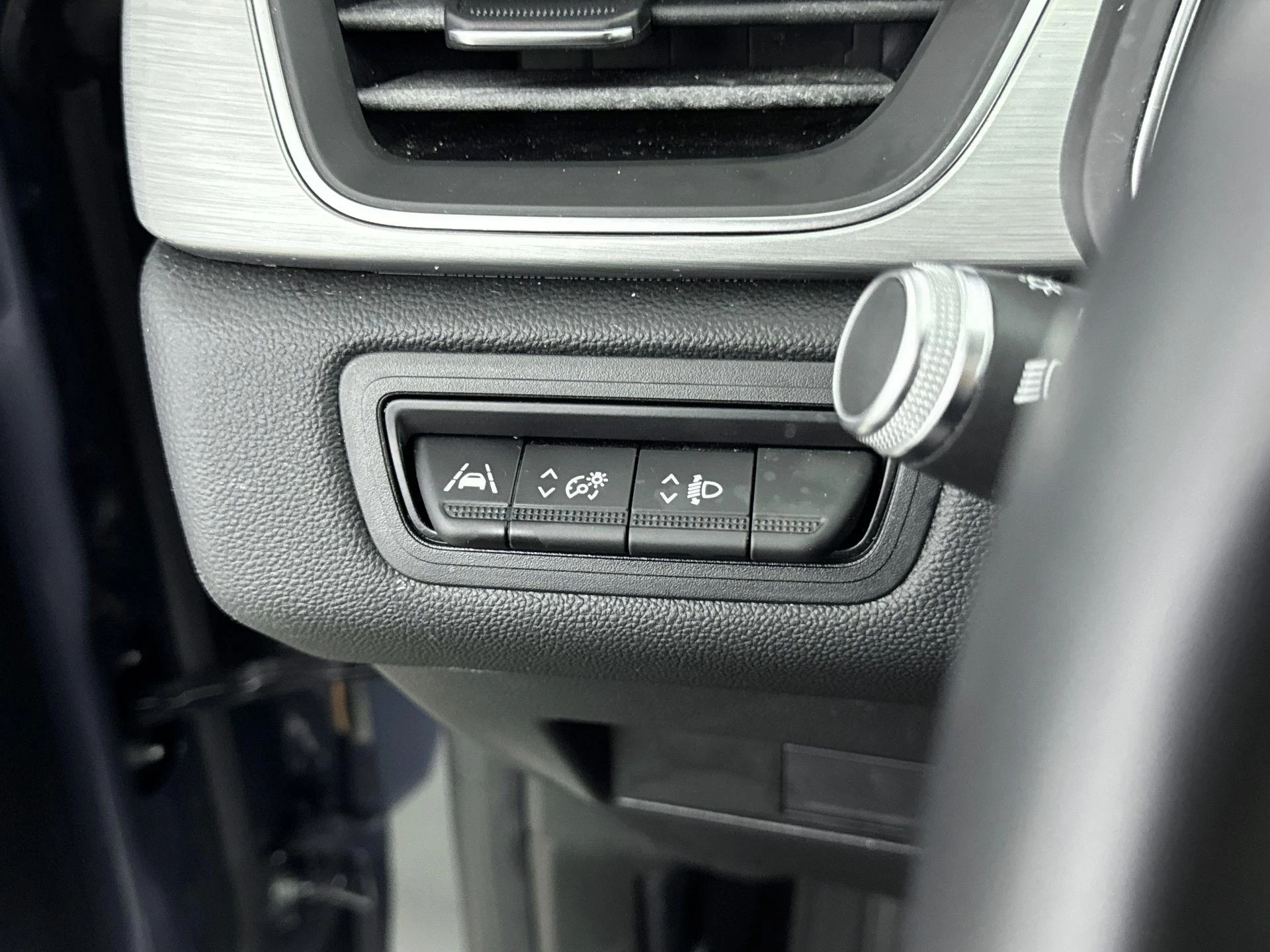 Renault-Captur-image-24