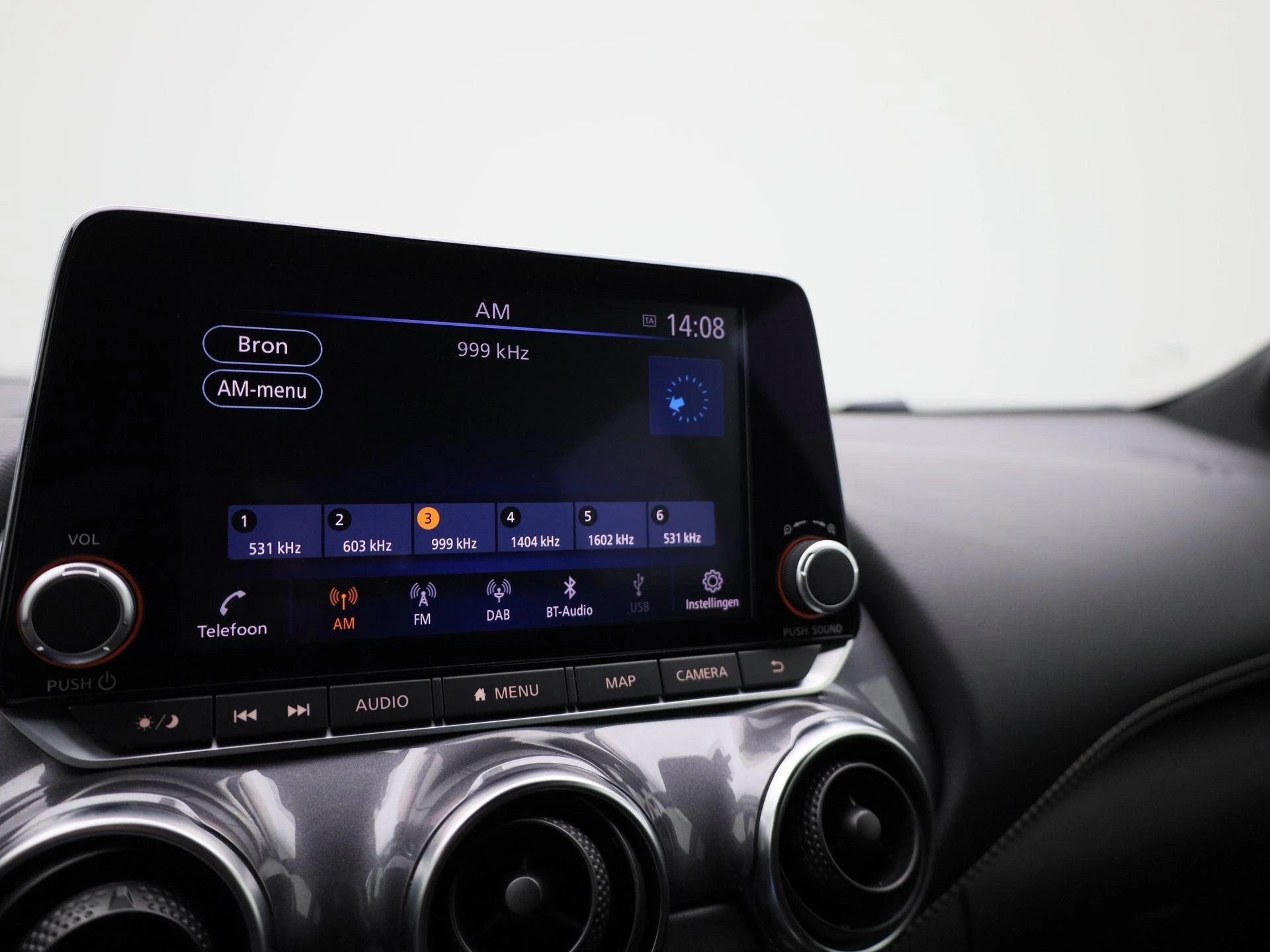 Nissan-Juke-image-19