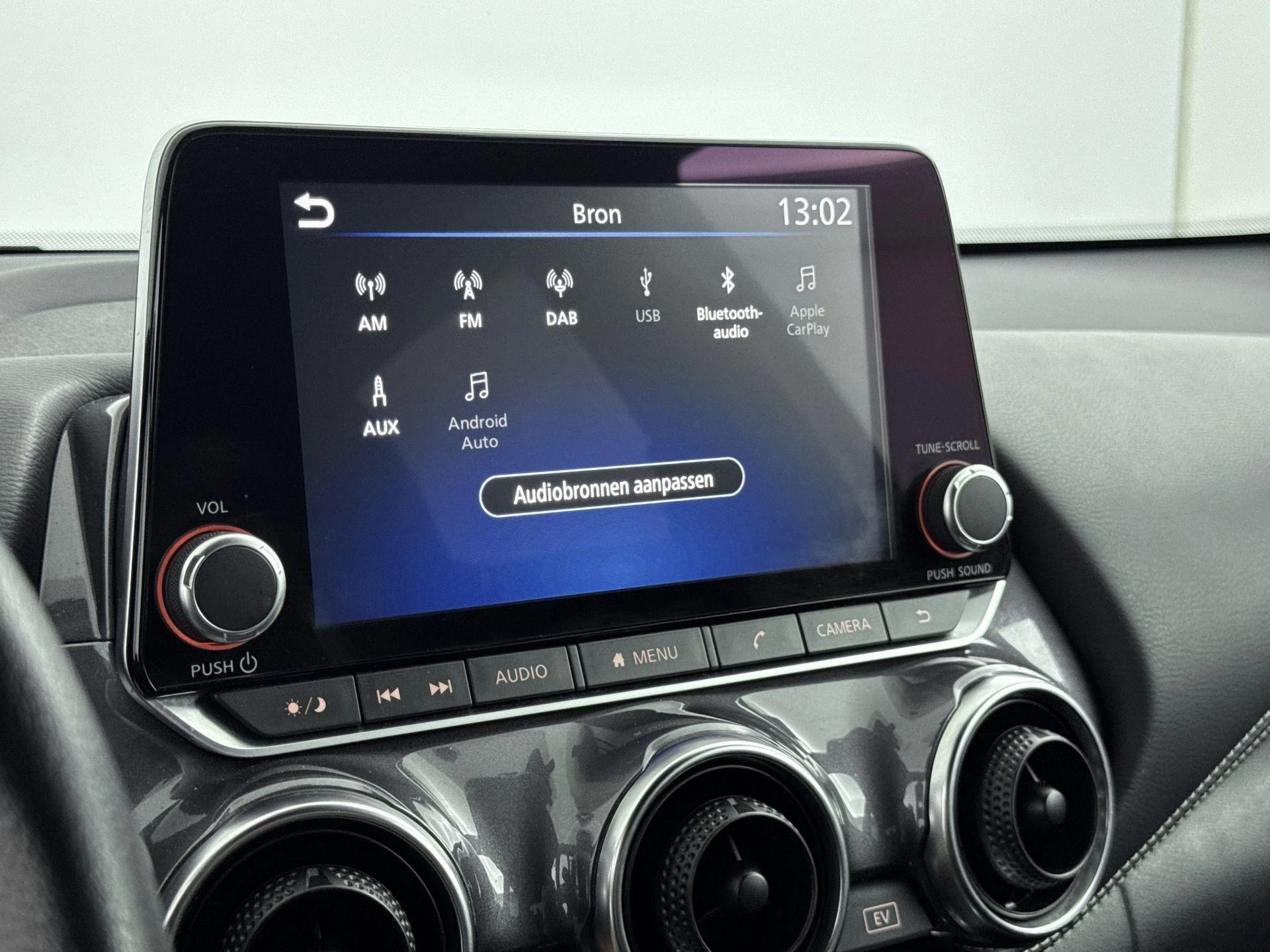 Nissan-Juke-image-11