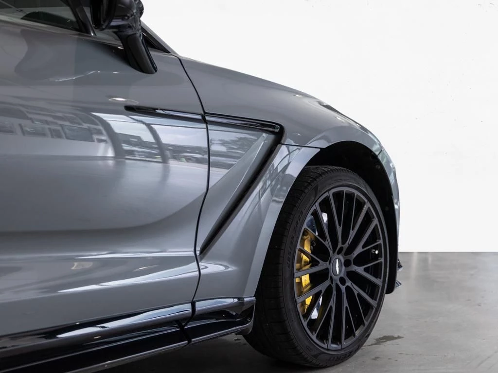 Aston Martin DBX 707 Aston Martin Hamburg